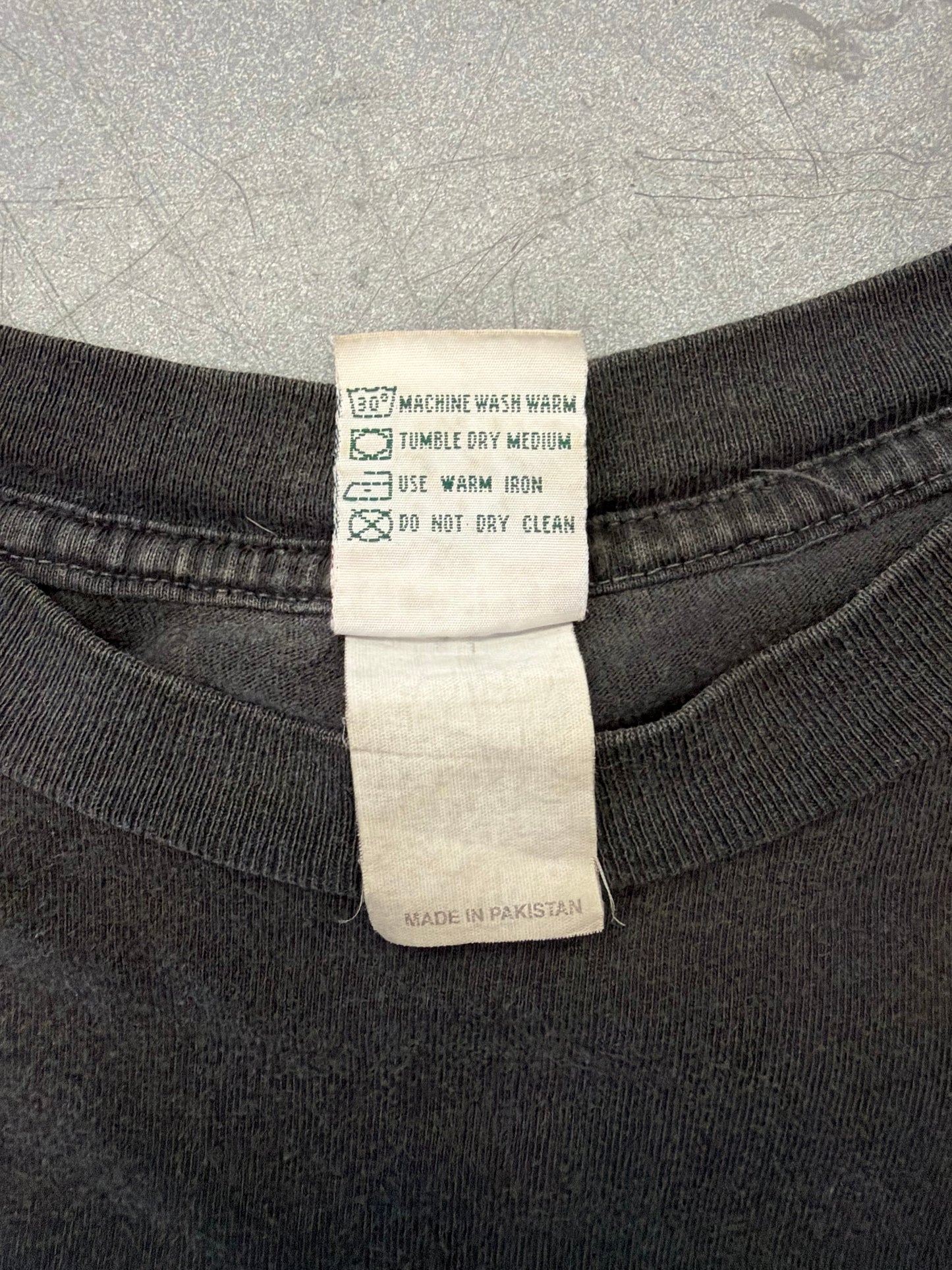 TLC NO! I DONT WANT NO SCRUBS BOOTLEG RAP STYLE TEE (COTTONNET TAG)