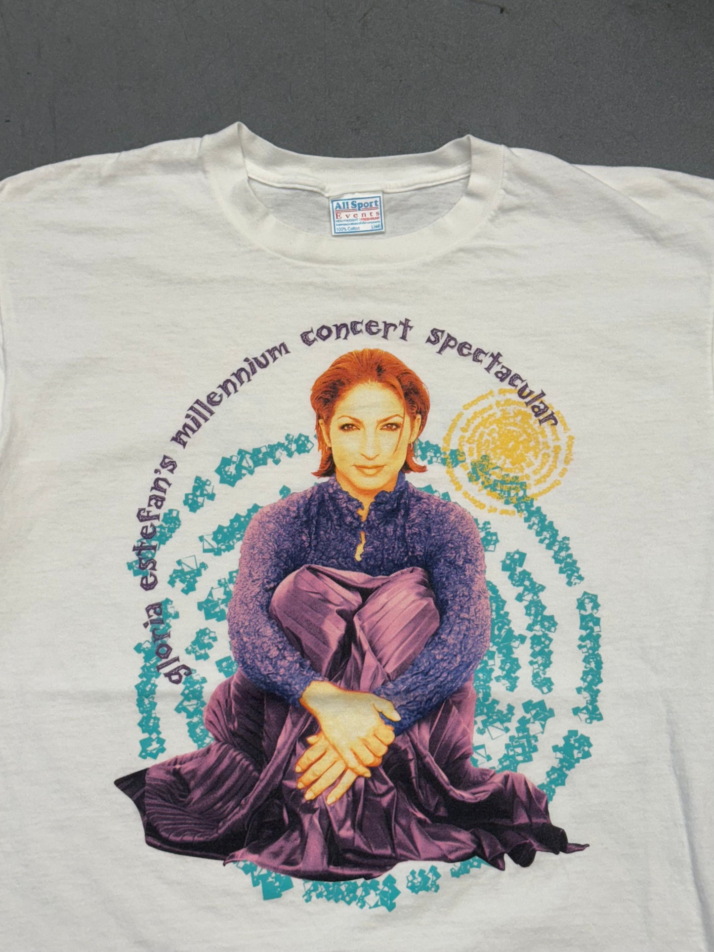 2000 GLORIA ESTEFAN MILLENNIUM CONCERT SPECTACULAR TEE (ALL SPORT TAG)