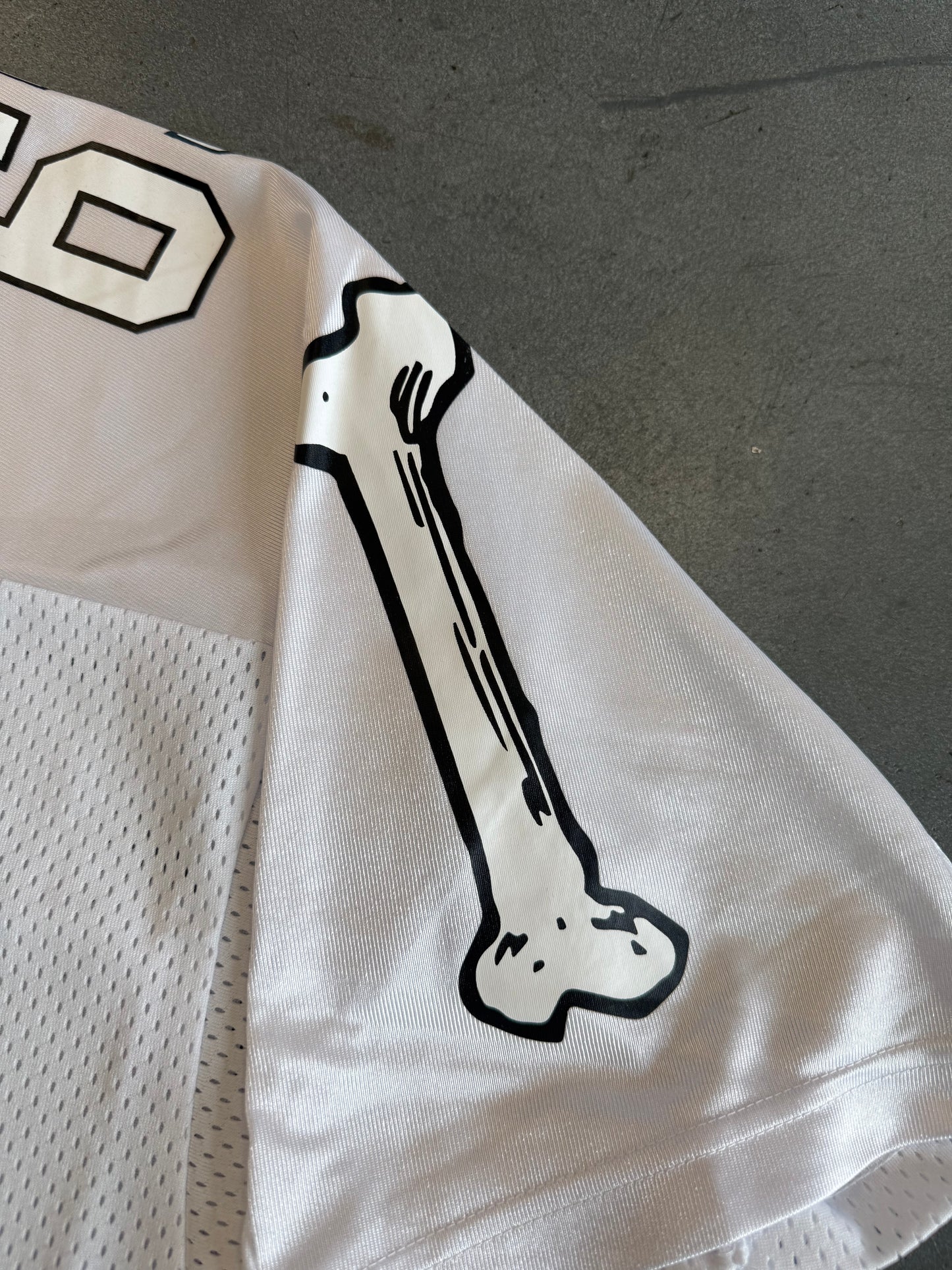 FW25 SUPREME BONES FOOTBALL JERSEY - WHITE (L) (NEW)