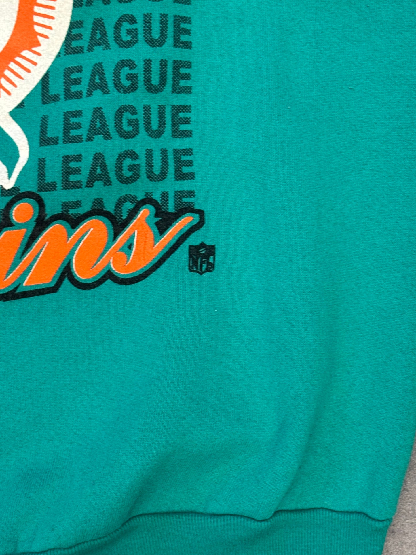 90S MIAMI DOLPHINS NATIONAL FOOTBALL LEAGUE REPEAT PRINT CREWNECK (FOTL TAG)