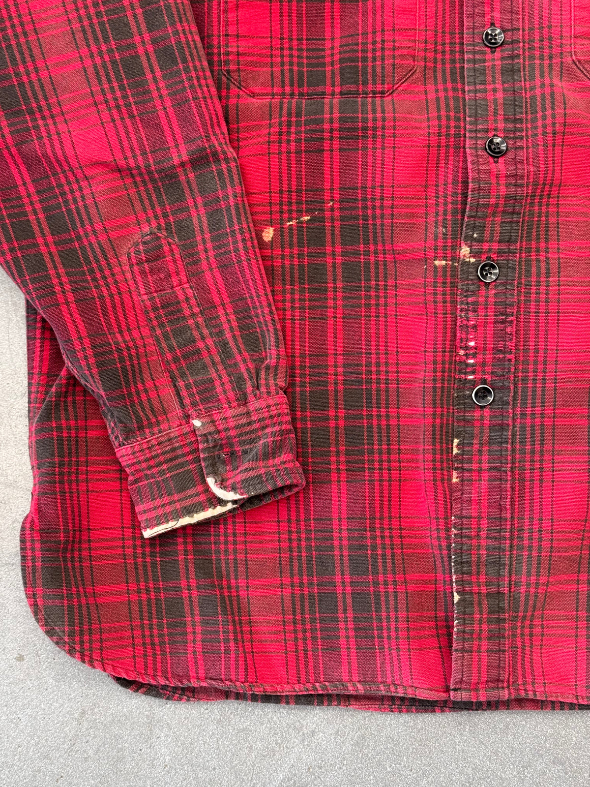 VINTAGE L.L. BEAN FLANNEL BUTTON UP SHIRT - RED