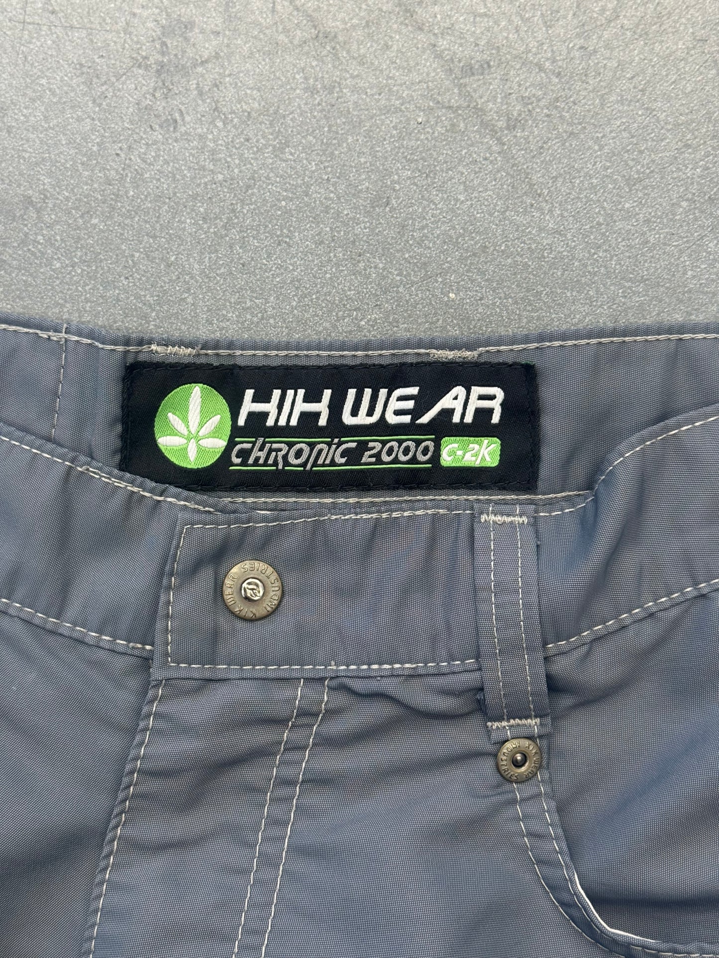 KIK WEAR CHRONIC 2000 C-2K NYLON SHORTS SIZE 30