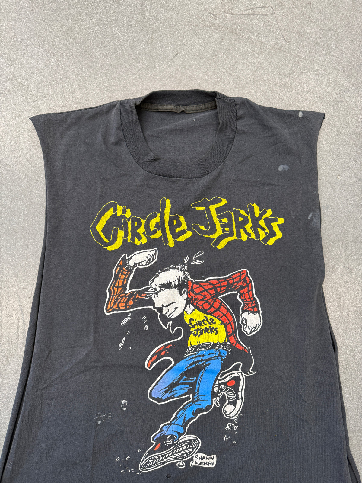 1989 CIRCLE JERKS 10TH ANNIVERSARY TOUR CUT-OFF TEE (PULLED TAG)