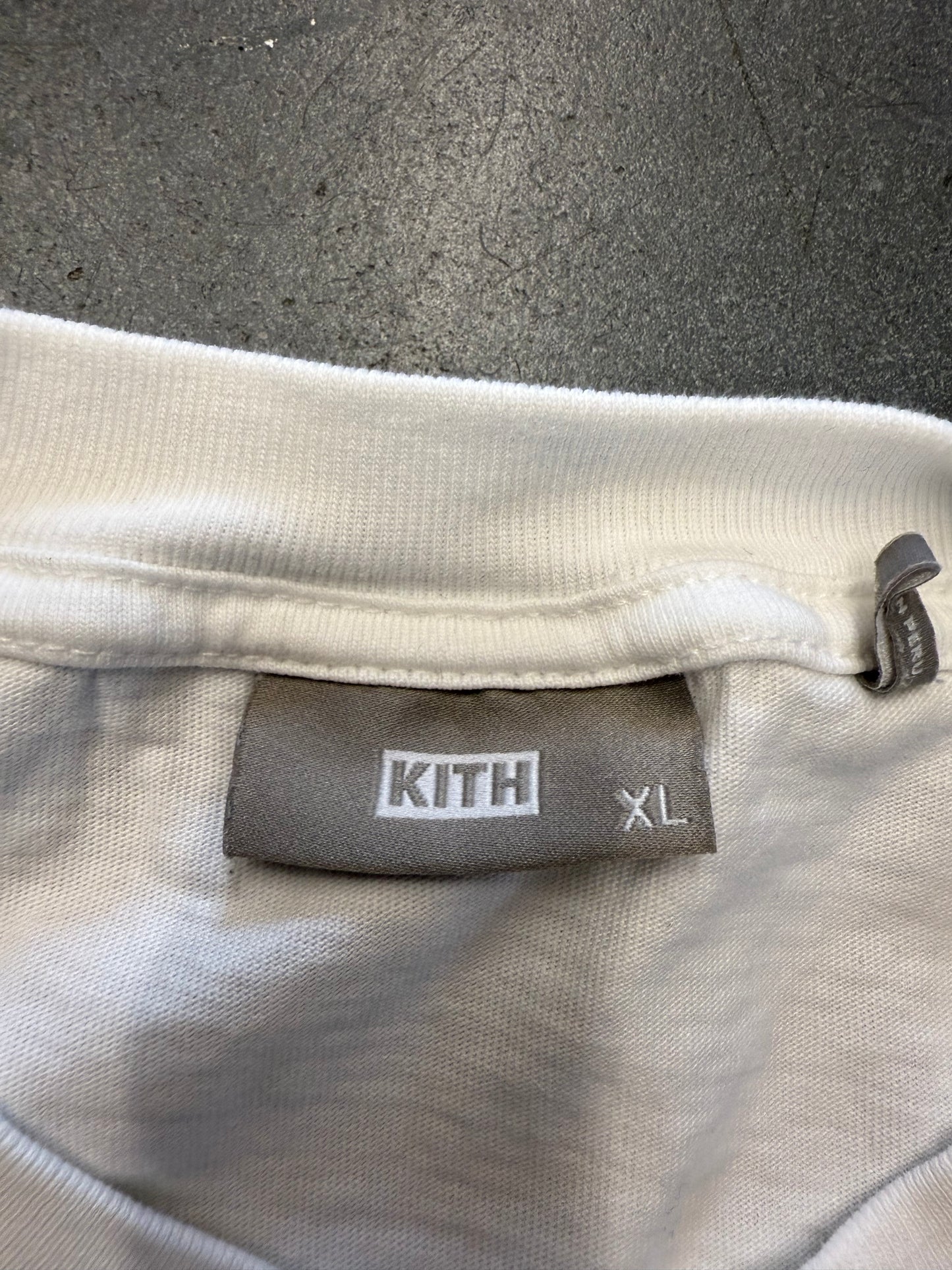 KITH BLEECKER &BROADWAY CHOPPED TEE (XL)