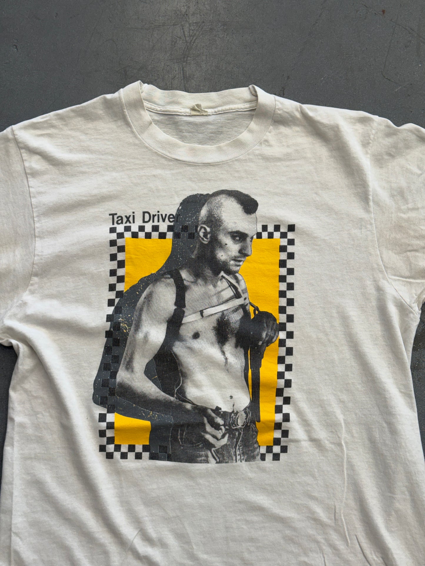 80S TAXI DRIVER TRAVIS BICKLE TEE (FADED TAG)