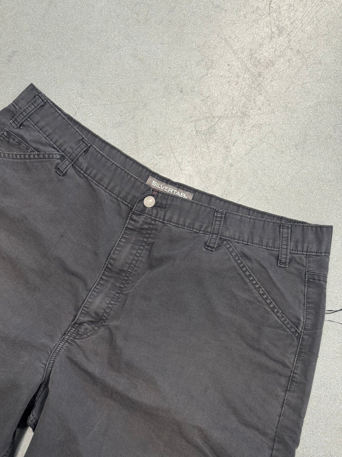 VINTAGE LEVI'S SILVERTAB LIGHTWEIGHT MESH CARGO POCKET CHINO PANTS