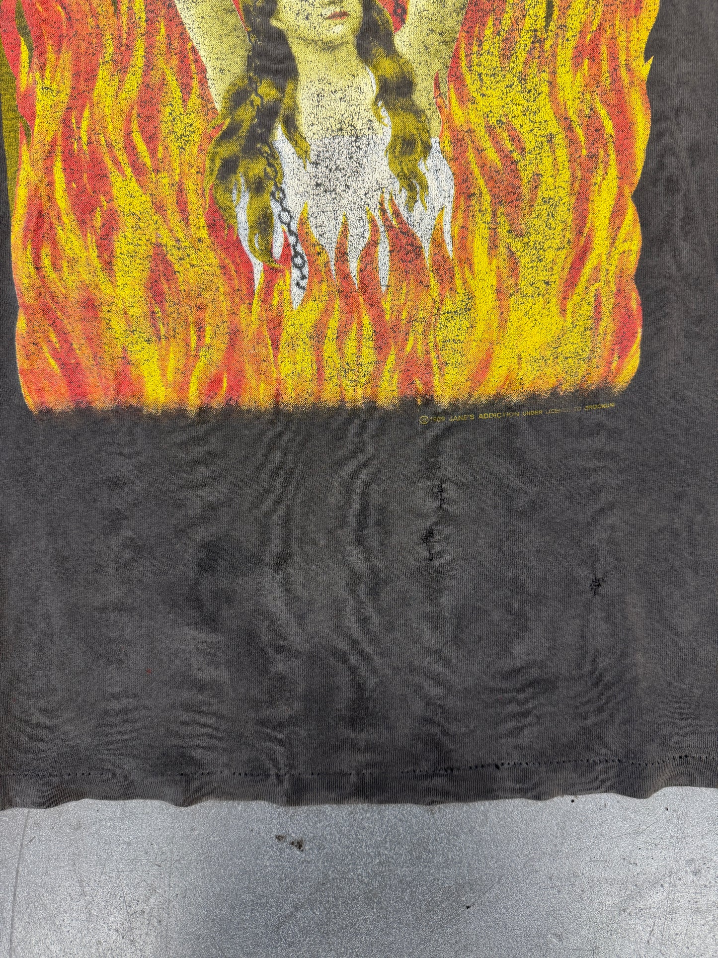 1989 JANES ADDICTION EL RITUAL DE LO HABITUAL LOS ANGELES, CA TOUR TEE (PULLED TAG)