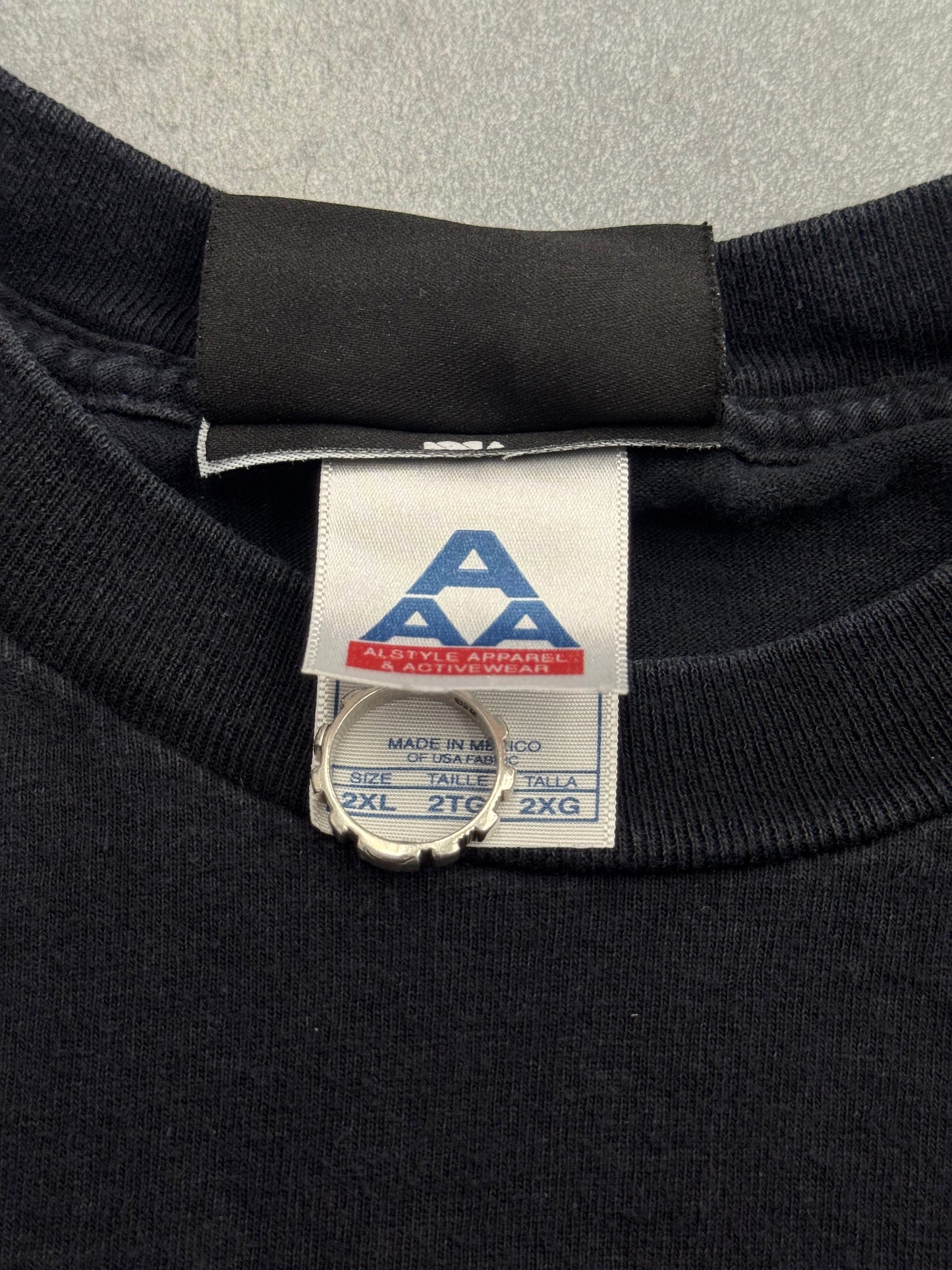 Y2K HOOK-UPS POPSICLE SCHOOL GIRL TEE (BLACK/RED TAG)