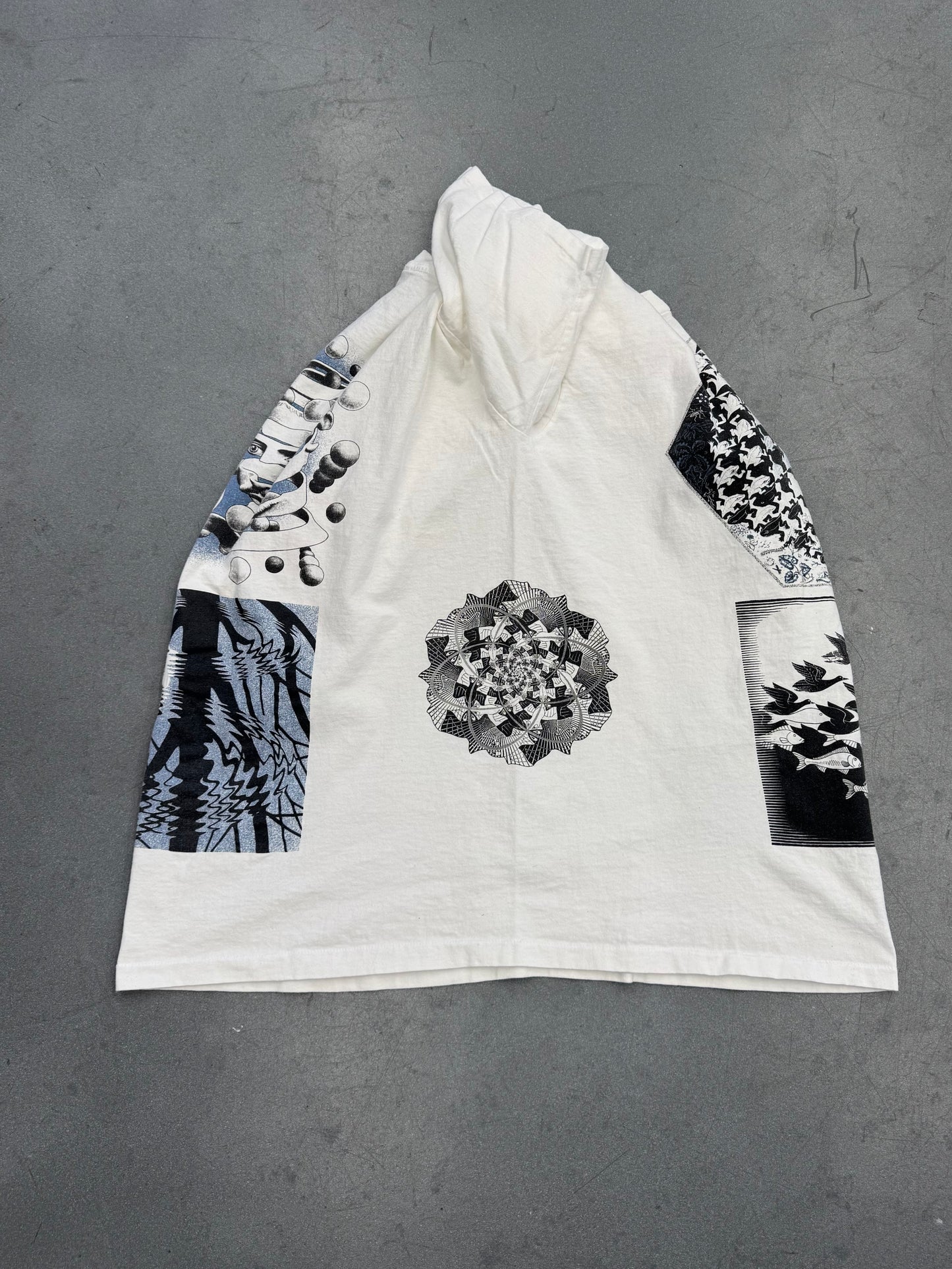 90S M.C. ESCHER MULTI-PRINT WRAP AROUND ART TEE (ANDAZIA TAG)