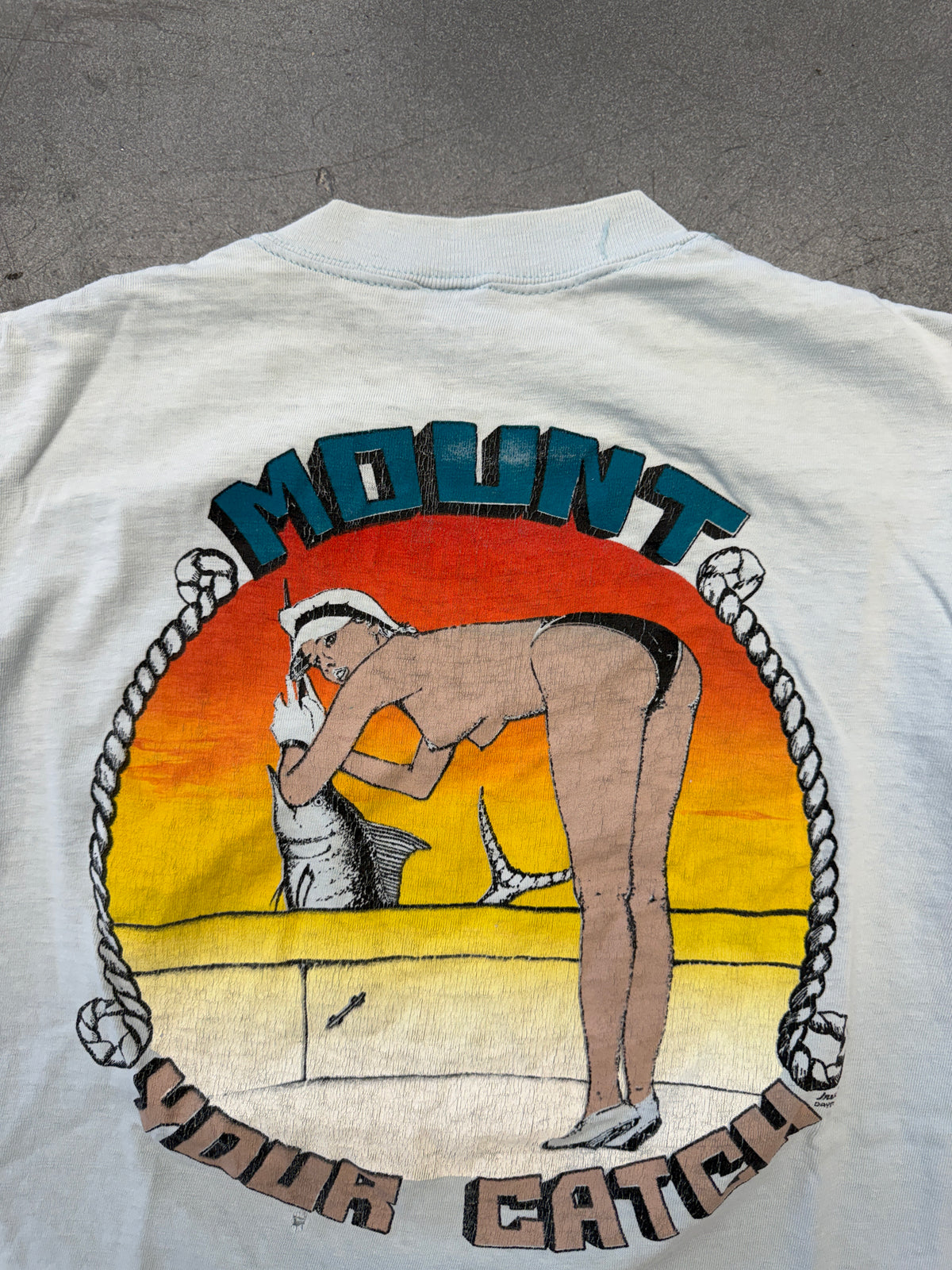 80S GRAY TAXIDERMY FT.LAUDERDALE "MOUNT YOUR CATCH" POCKET TEE ( HIGH CRU TAG)