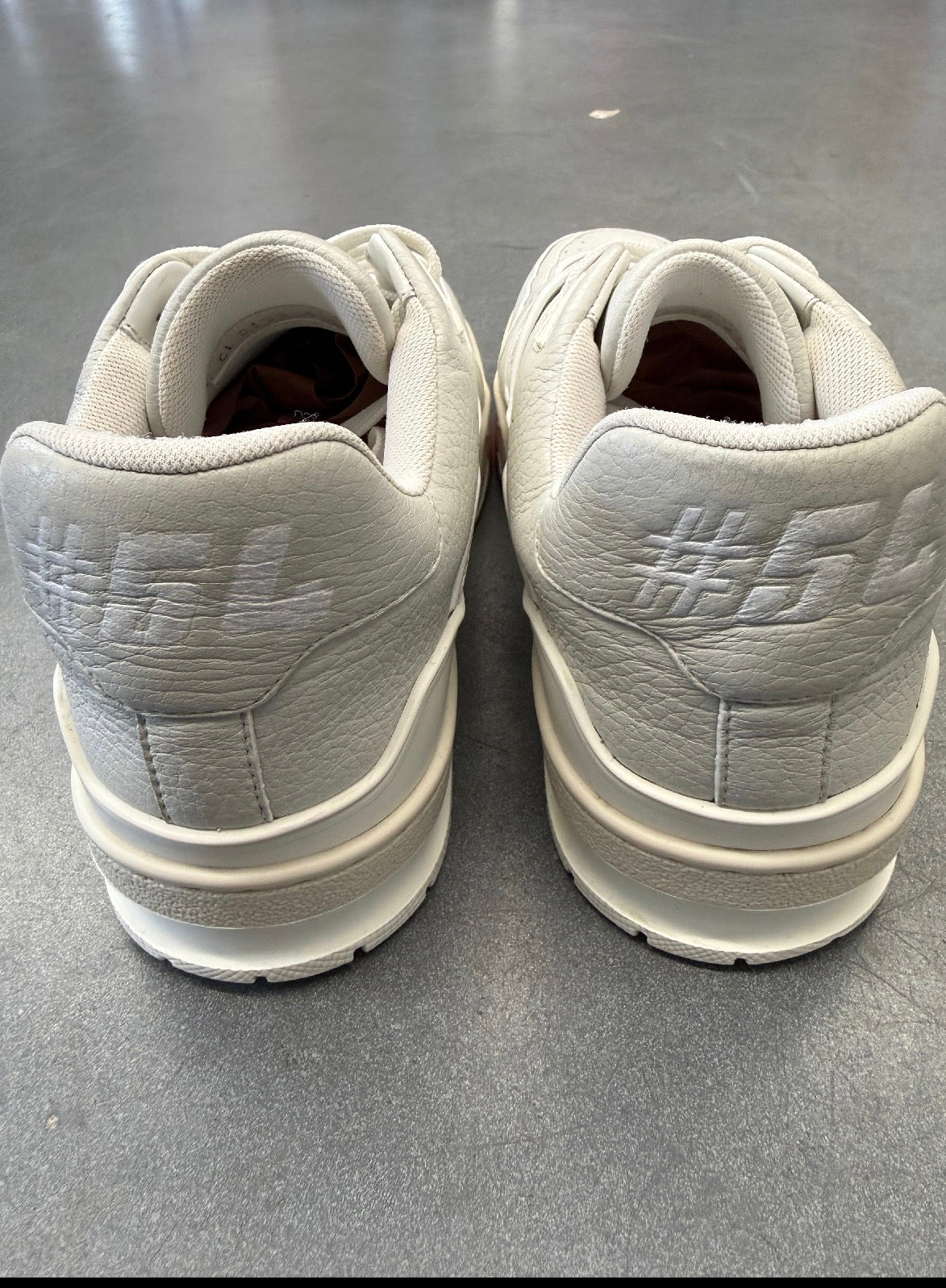 LOUIS VUITTON TRAINER #54 SIGNATURE WHITE/ORANGE