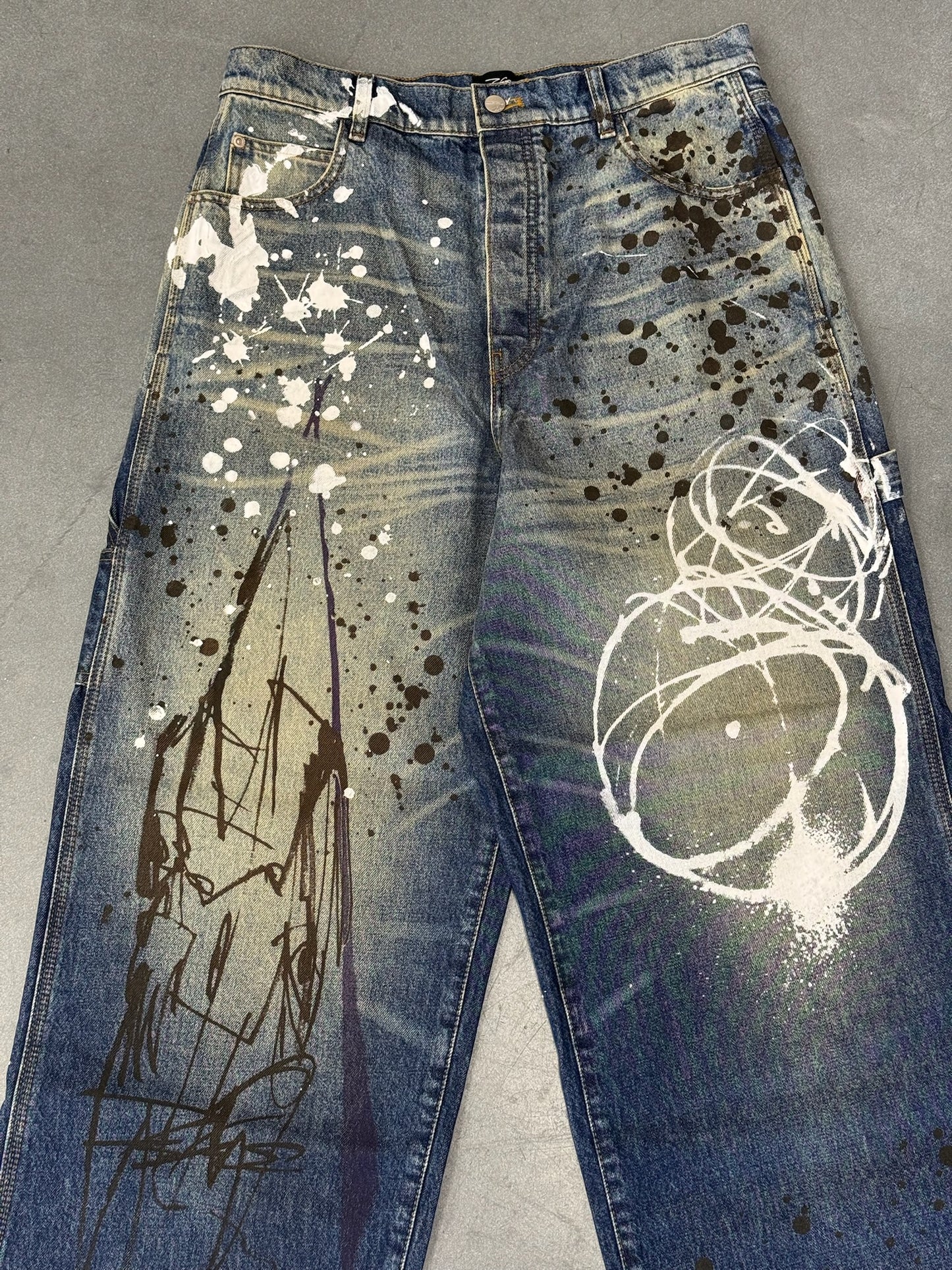 MARC JACOBS FUTURA PAINTED OVERSIZED JEANS