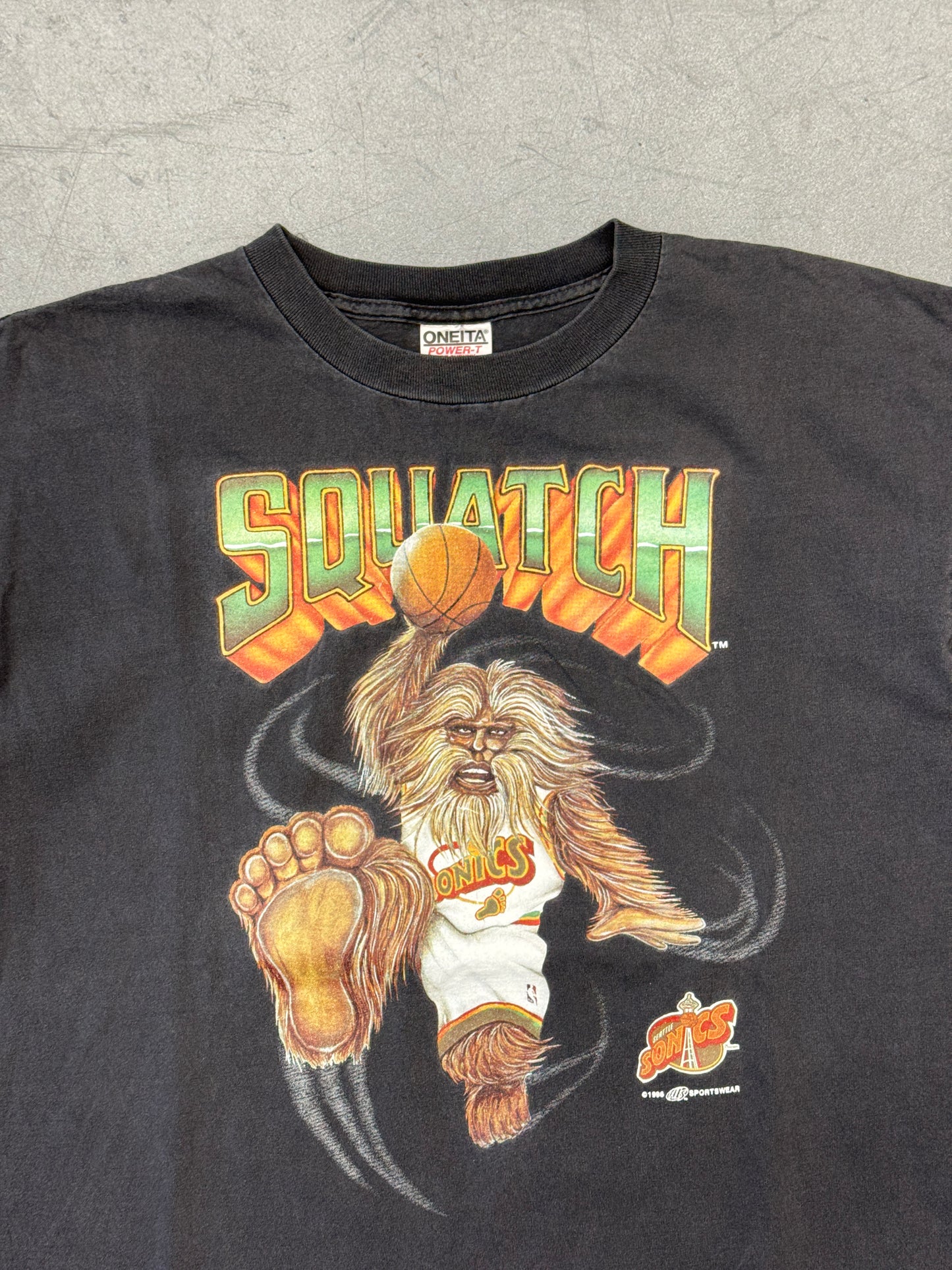 1996 SEATTLE SUPERSONICS SQUATCH TEE (ONEITA TAG)