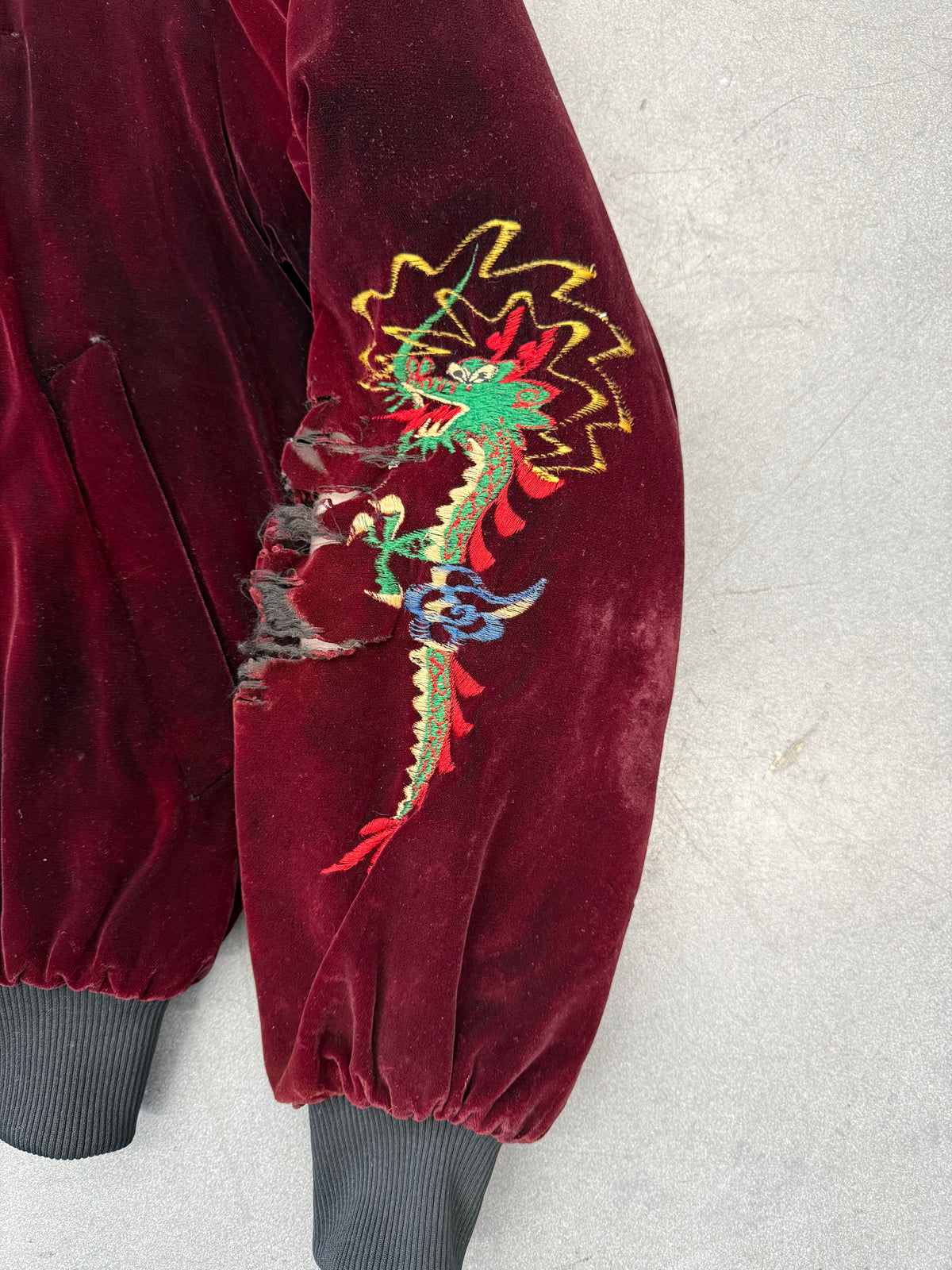 70S-'80S VELVET KOREA DISTRESSED SOUVENIR JACKET