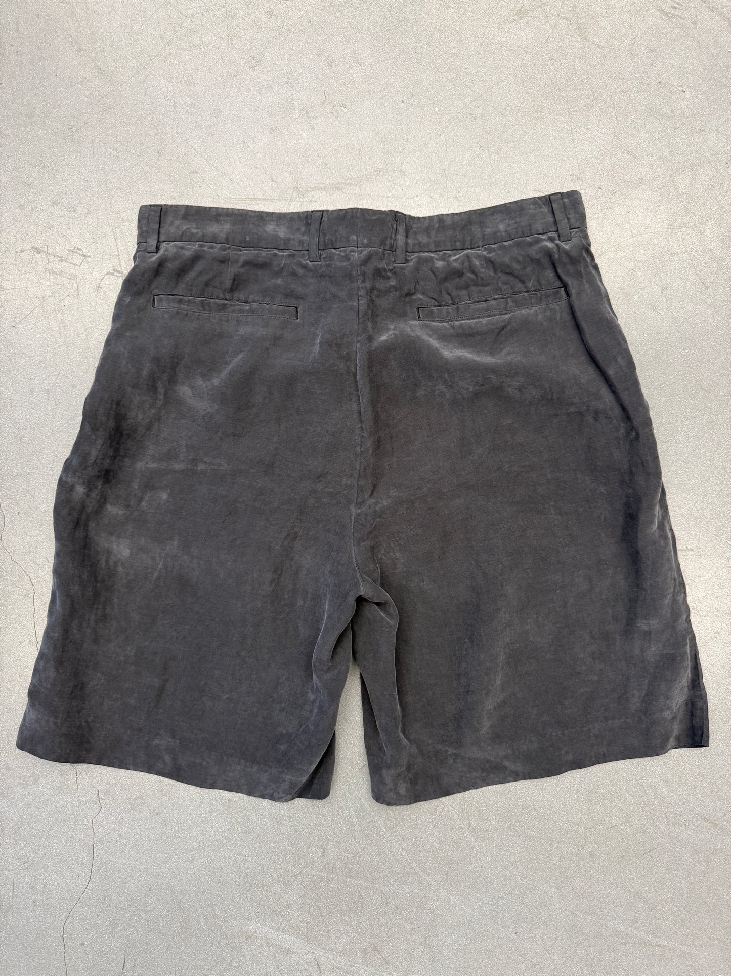KITH DRESS PLEATED SHORTS NAVY