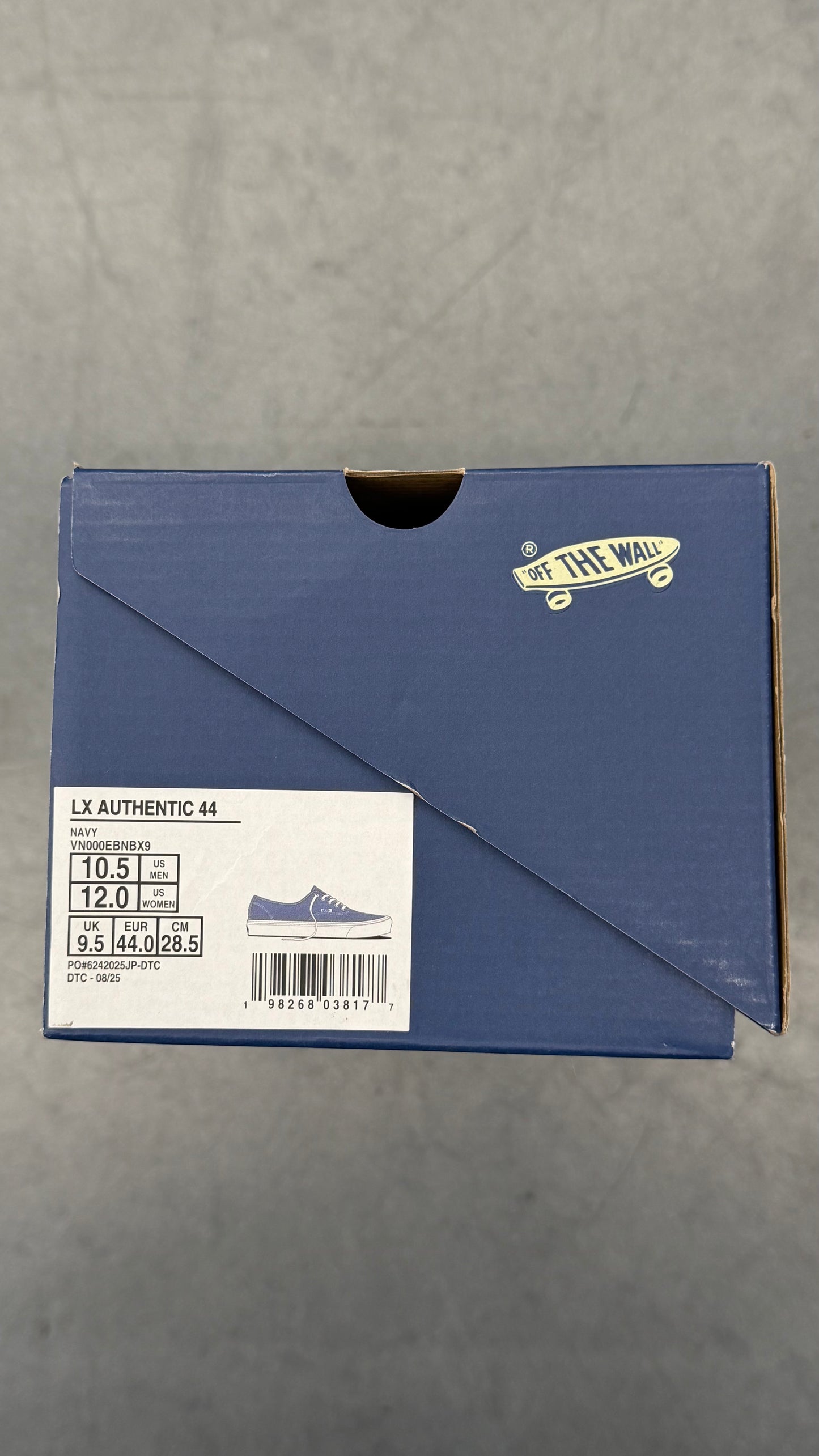 BETTER WITH AGE VANS LX AUTHENTIC 44