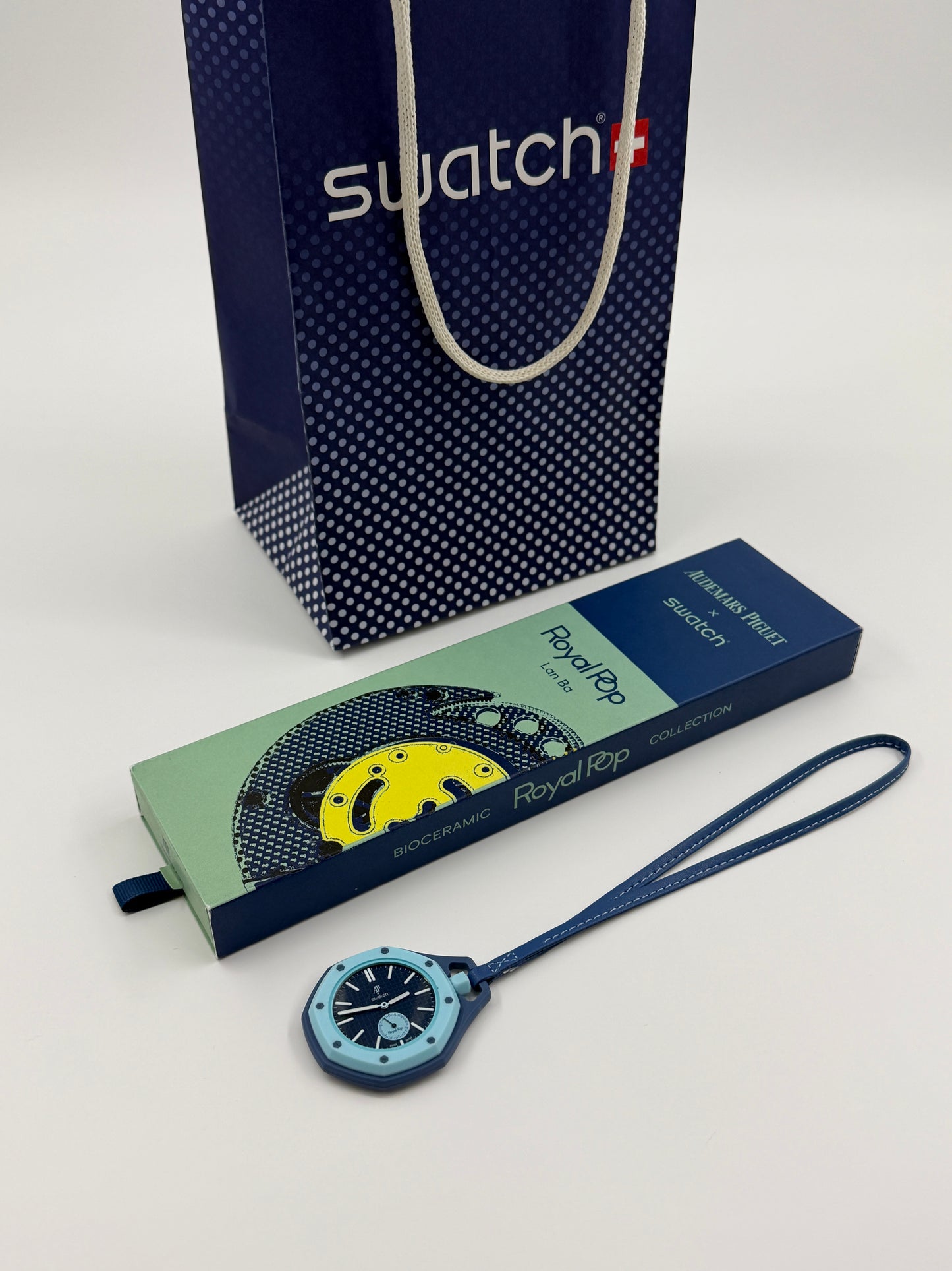 SWATCH X AUDEMARS PIGUET BIOCERAMIC ROYAL POP SAVONNETTE LAN BA - BLUE