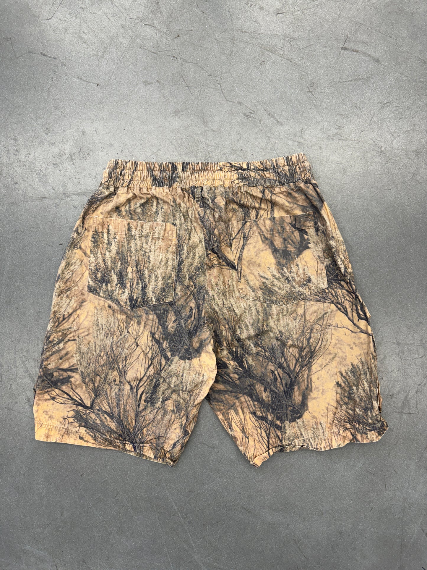 YEEZY SEASON 4 CAMO CARGO SHORTS
