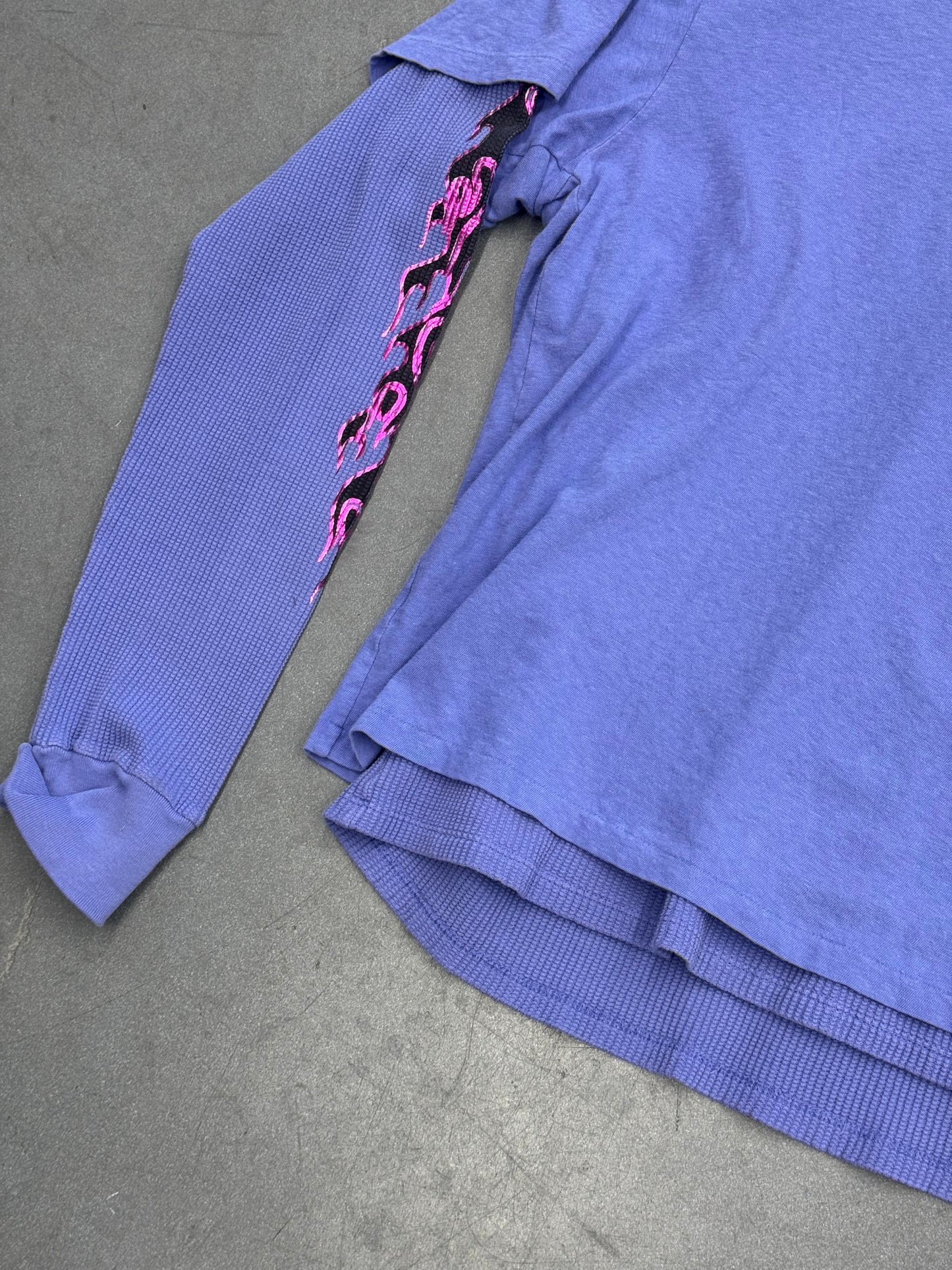 EARTHLING VIP EMOTIONLESS LAYERED FLAME LONGSLEEVE (L)