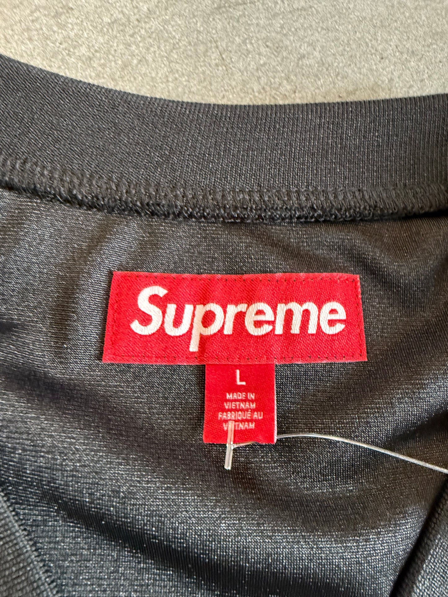 FW25 SUPREME BONES FOOTBALL JERSEY - BLACK (L) (NEW)