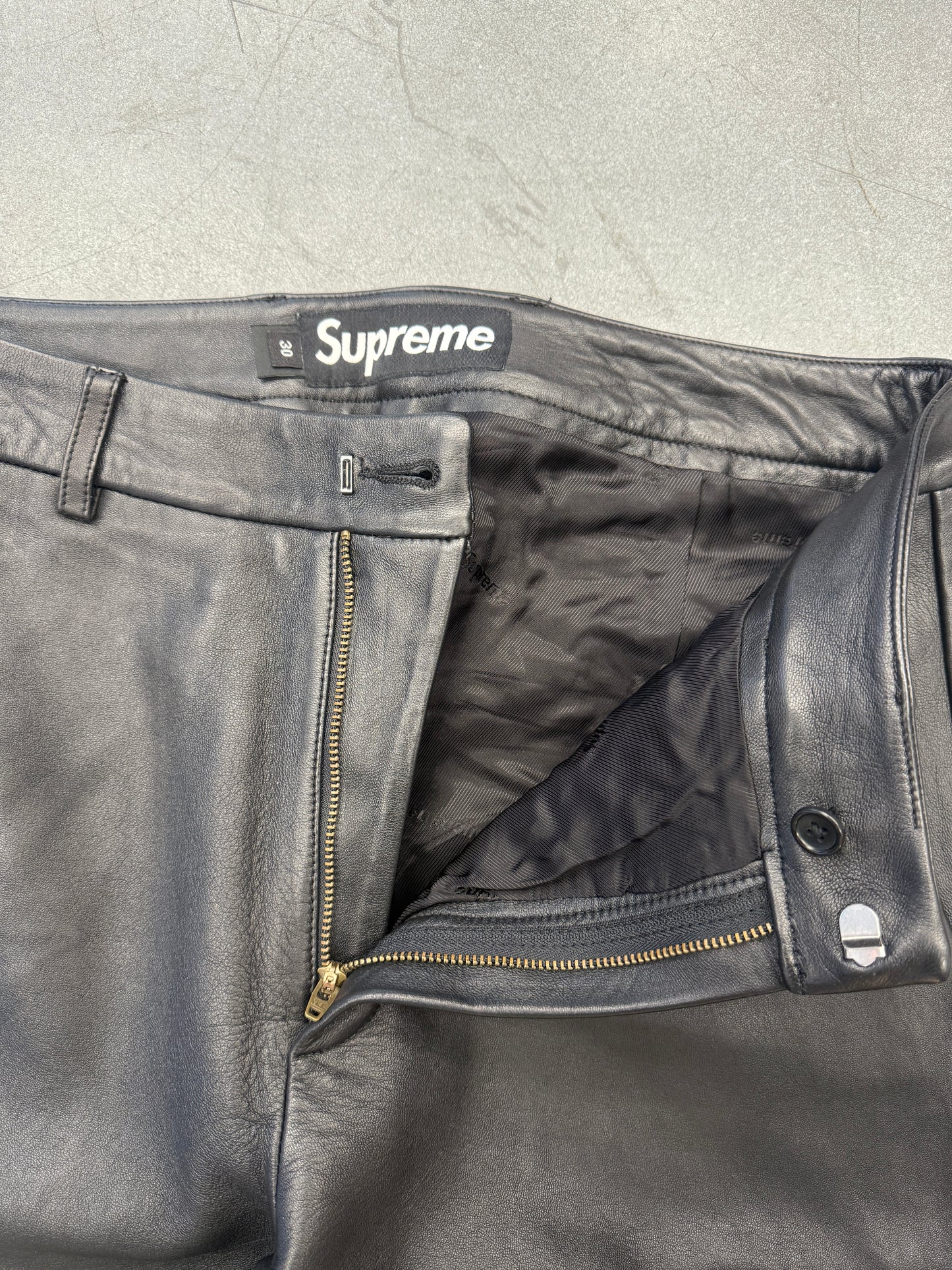 FW25 SUPREME LEATHER TROUSER - BLACK