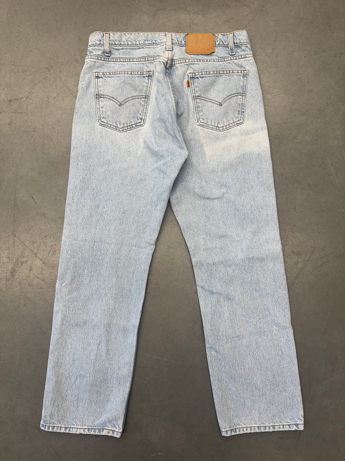 80S LEVI'S 505 ORANGE TAB 20505-0217 LIGHT WASH JEANS (36X30)
