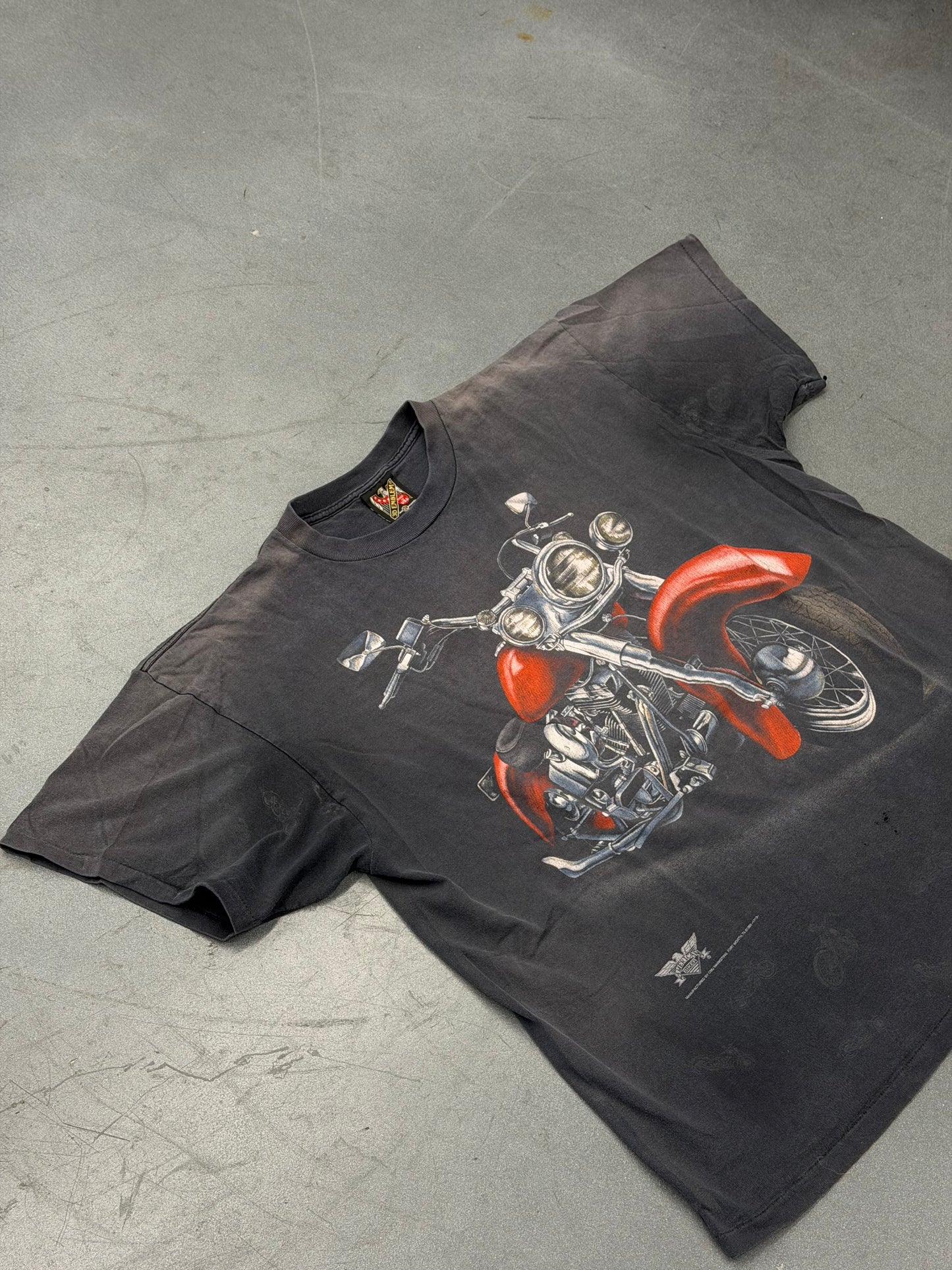 1994 AMERICAN BIKER AL EVERS CUSTOMS CYCLES OKINAWA, JAPAN 3D EMBLEM TEE (3D EMBLEM TAG)