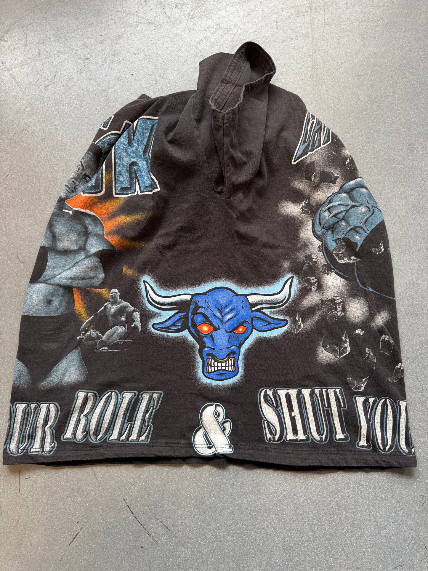 1999 THE ROCK "KNOW YOUR ROLE & SHUT YOUR MOUTH" WRAP AROUND TEE (DELTA TAG)