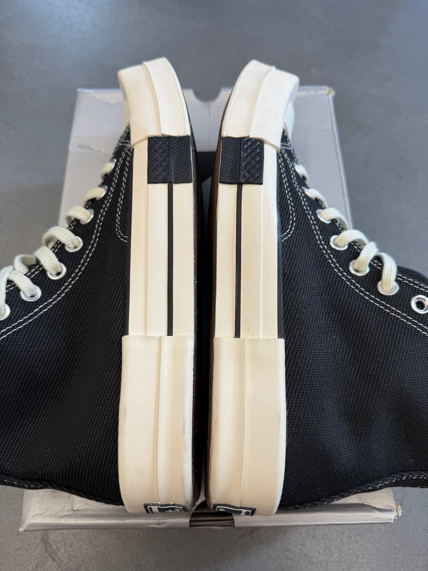 2022 SIZE 8 CONVERSE DRKSTAR HI RICK OWENS DRKSHDW HI BLACK EGRET (WITH BOX)