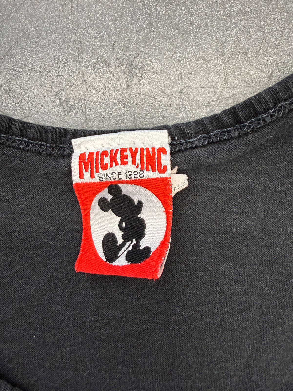 90S DISNEY THE TWILIGHT ZONE TOWER OF TERROR TANK TOP (MICKEY INC TAG)