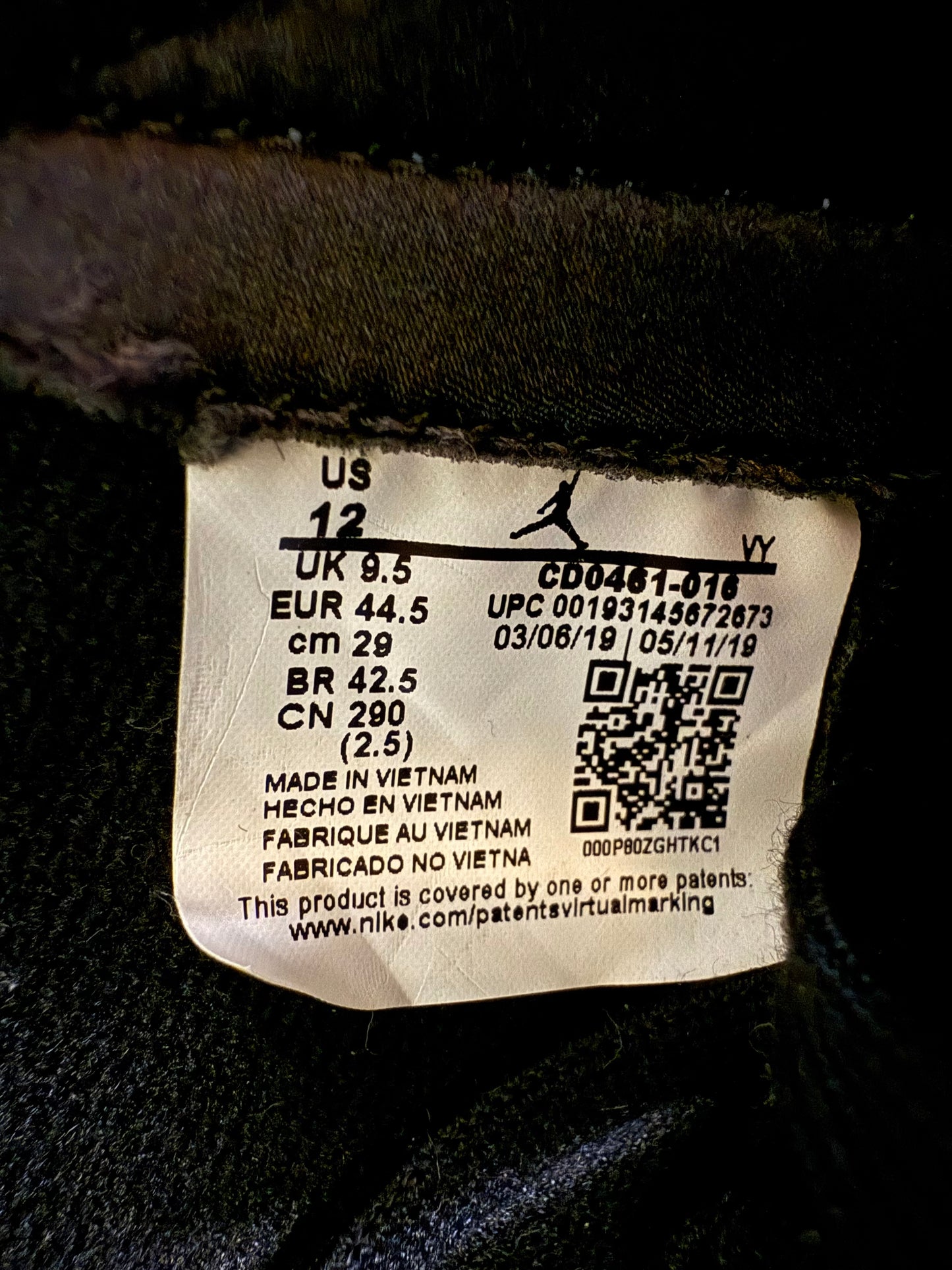 2019 W SIZE 12 JORDAN 1 RETRO HIGH SATIN BLACK TOE (WOMEN'S) (NEW WITH BOX)