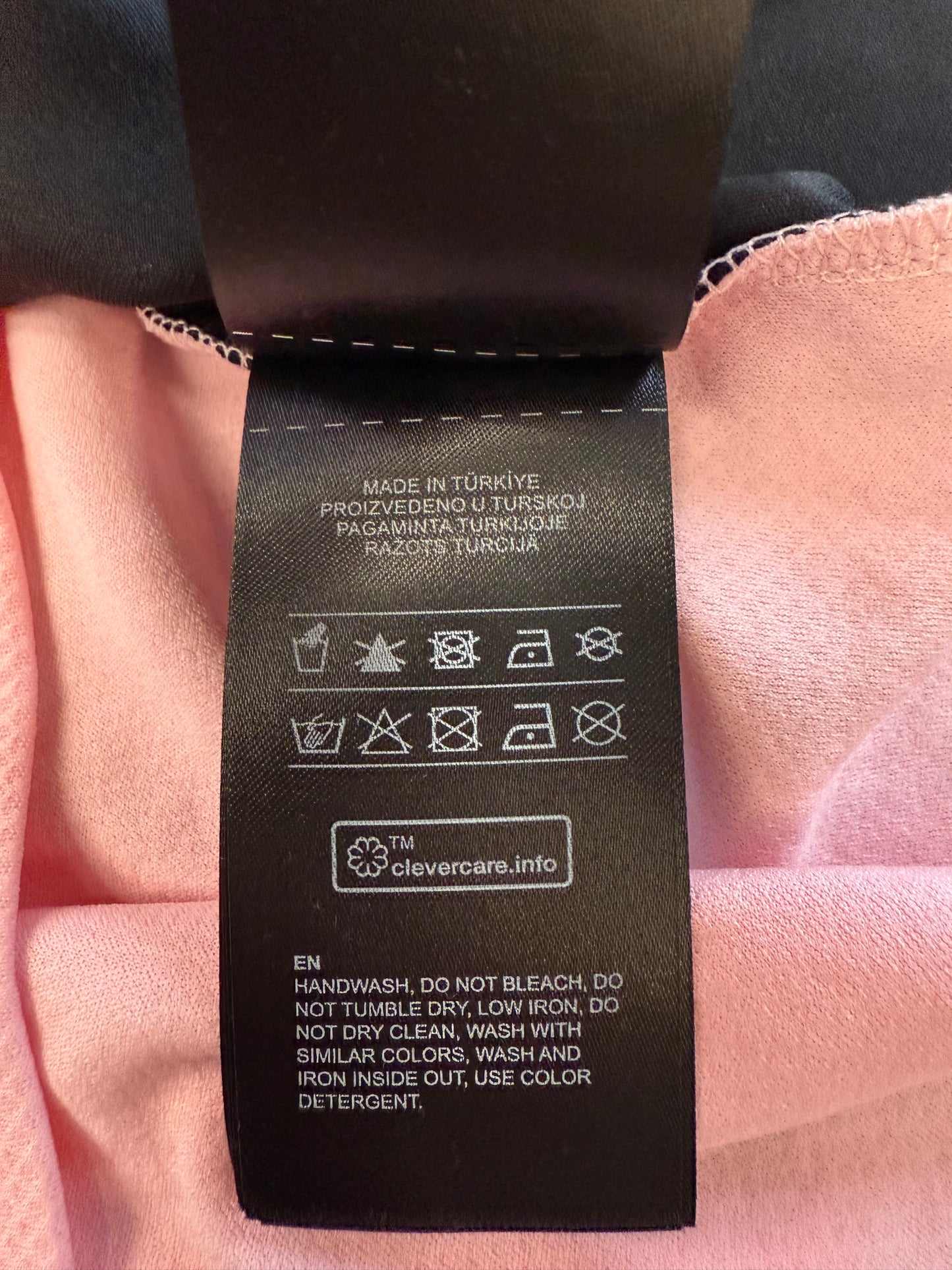 SNIPES X MCM SOCCER JERSEY - PINK (M) (NEW)