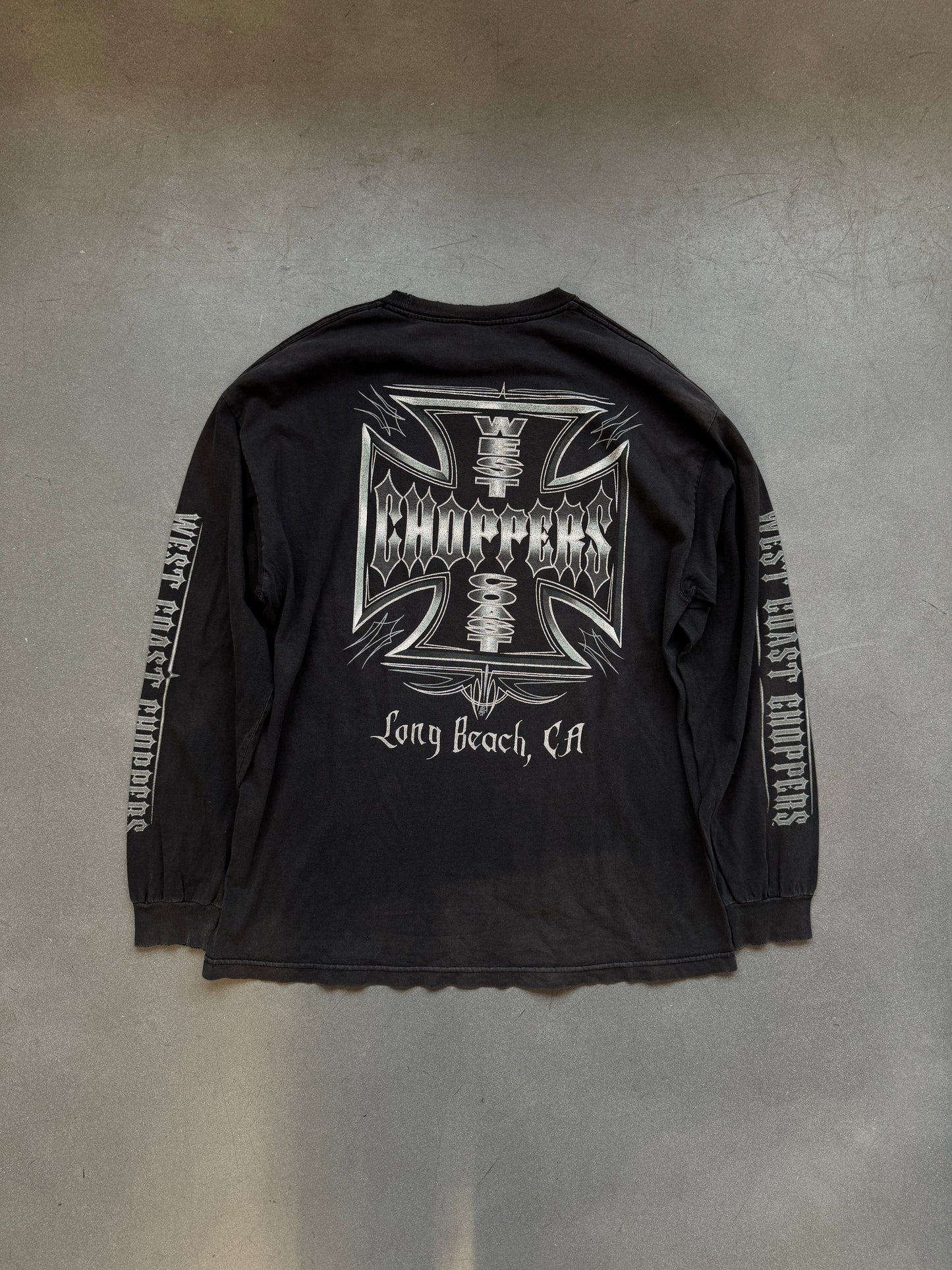 2000'S WEST COAST CHOPPERS LONG BEACH, CA SILVER PRINT PLUS LOGO LS TEE (JESSE WHO? TAG)