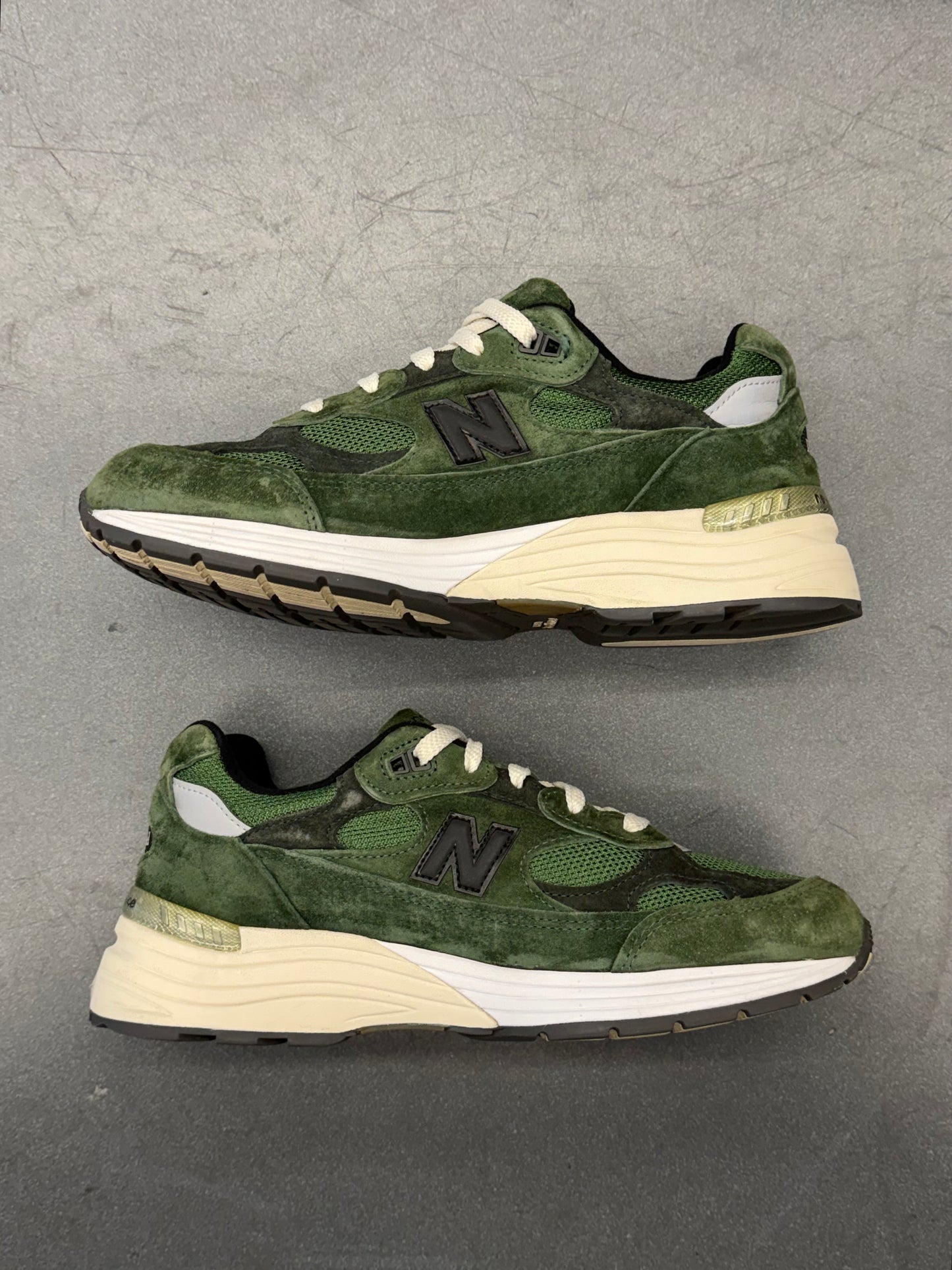 2020 SIZE 8 NEW BALANCE 992 JJJJOUND GREEN (W/O BOX)
