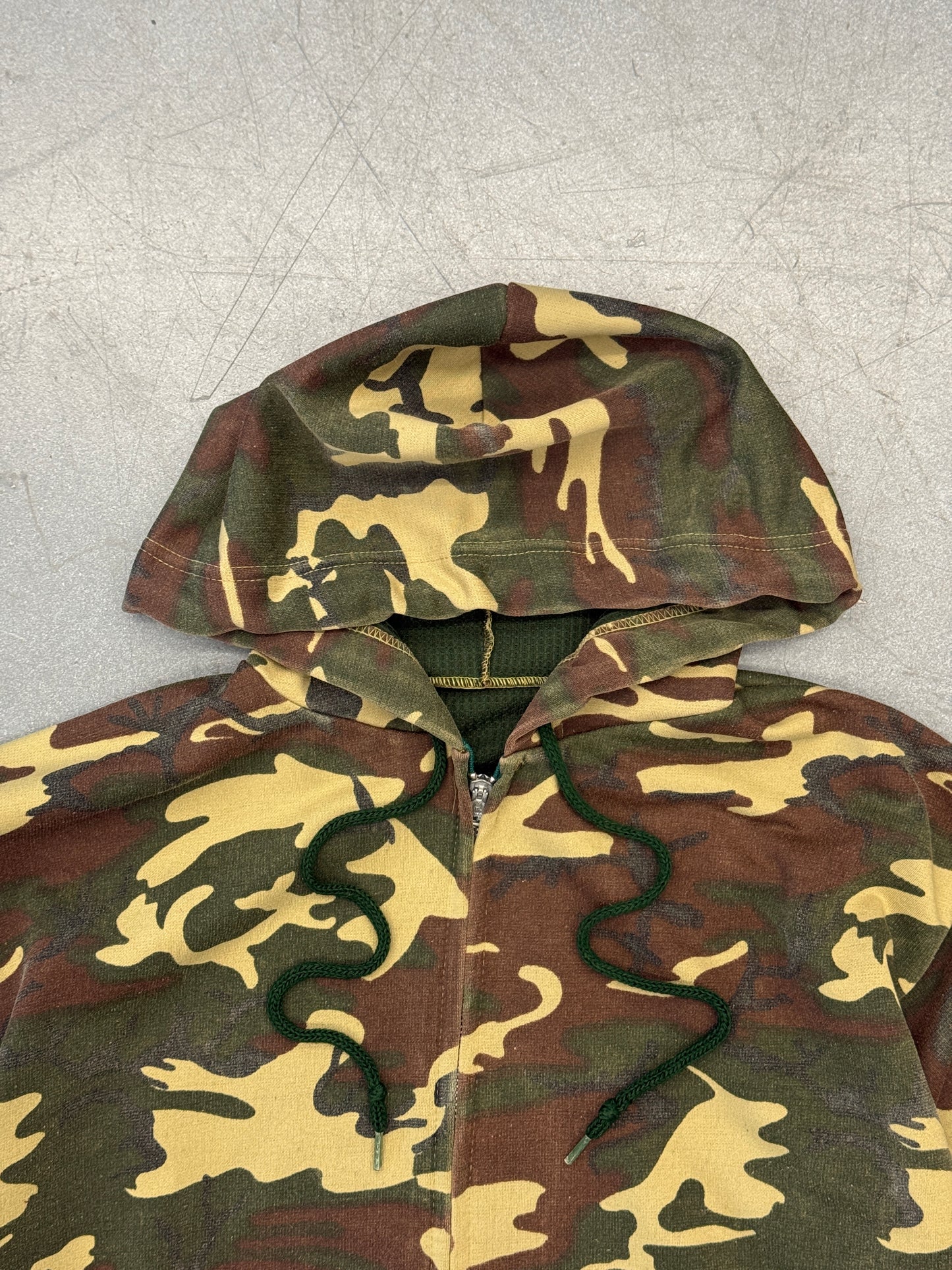 Y2K WAFFLE-LINED CAMO ZIP-UP HOODIE (100% POLYESTER TAG)