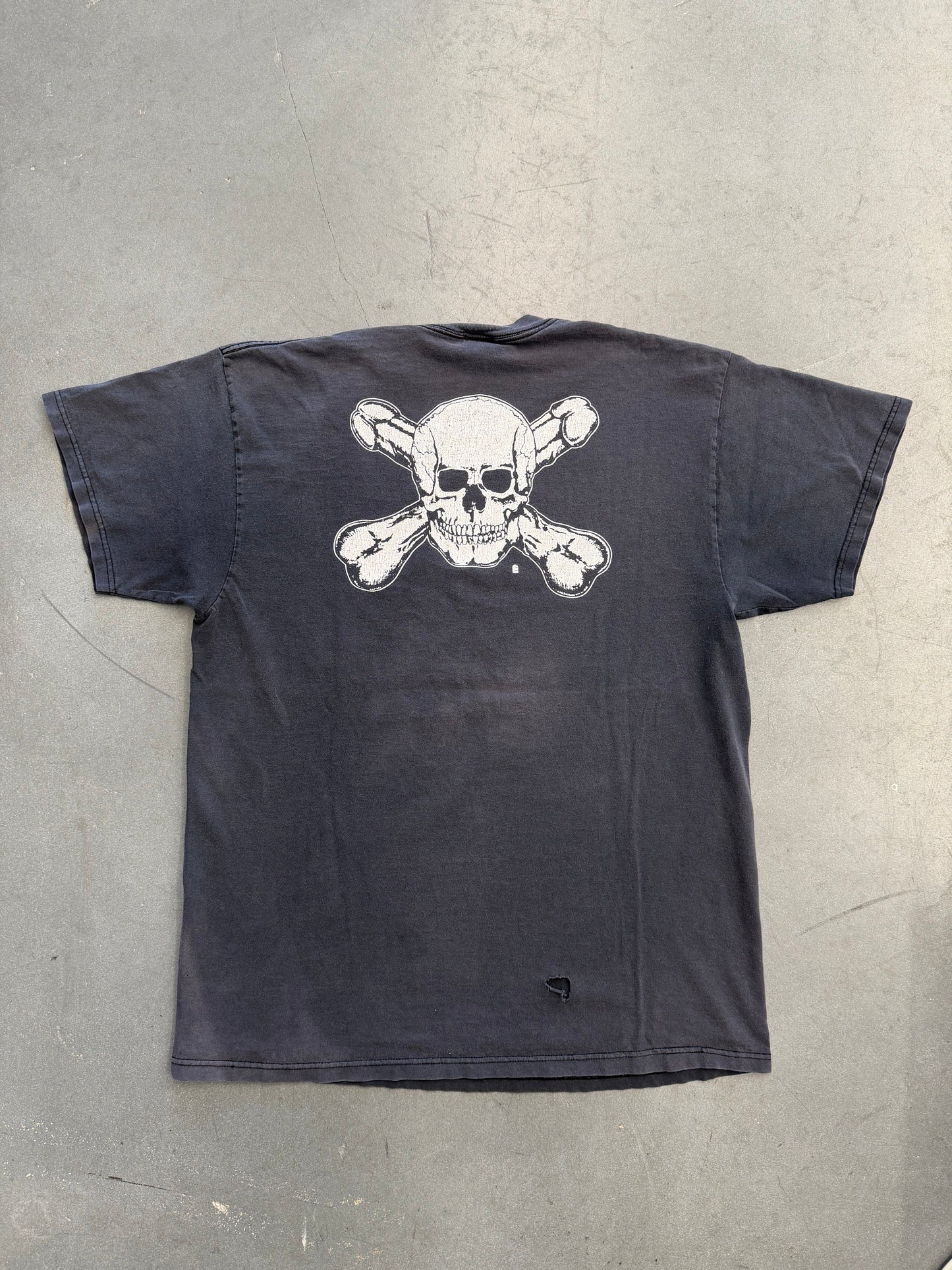 1997 DWARVES ARE YOUNG AND GOOD LOOKING TEE (DELTA TAG)