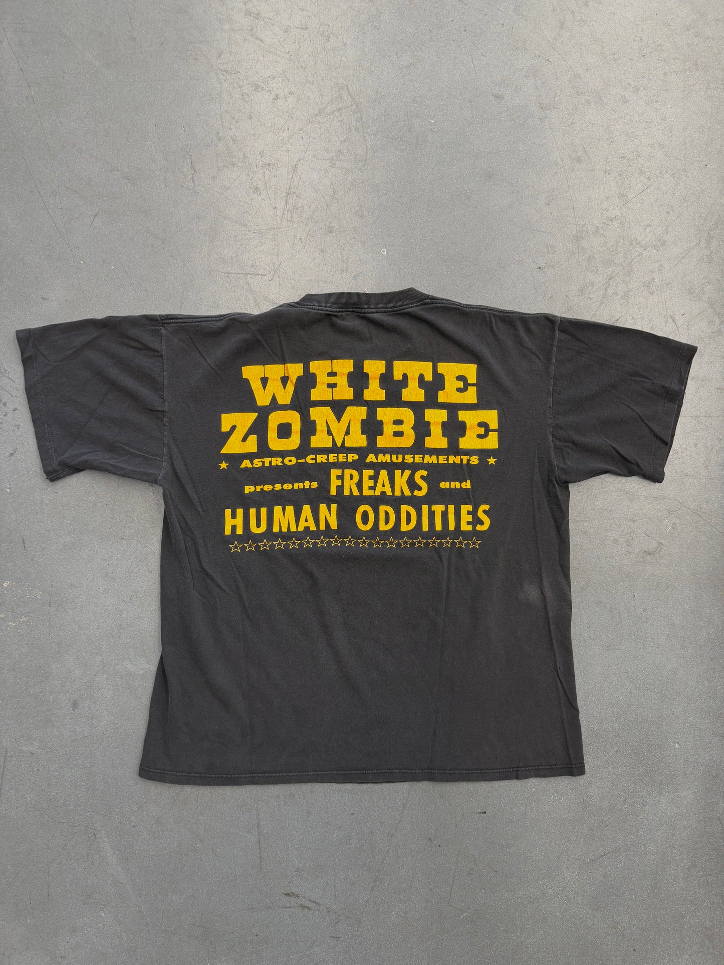 1995 WHITE ZOMBIE FREAKS AND HUMAN ODDITIES TEE (GEM TAG)