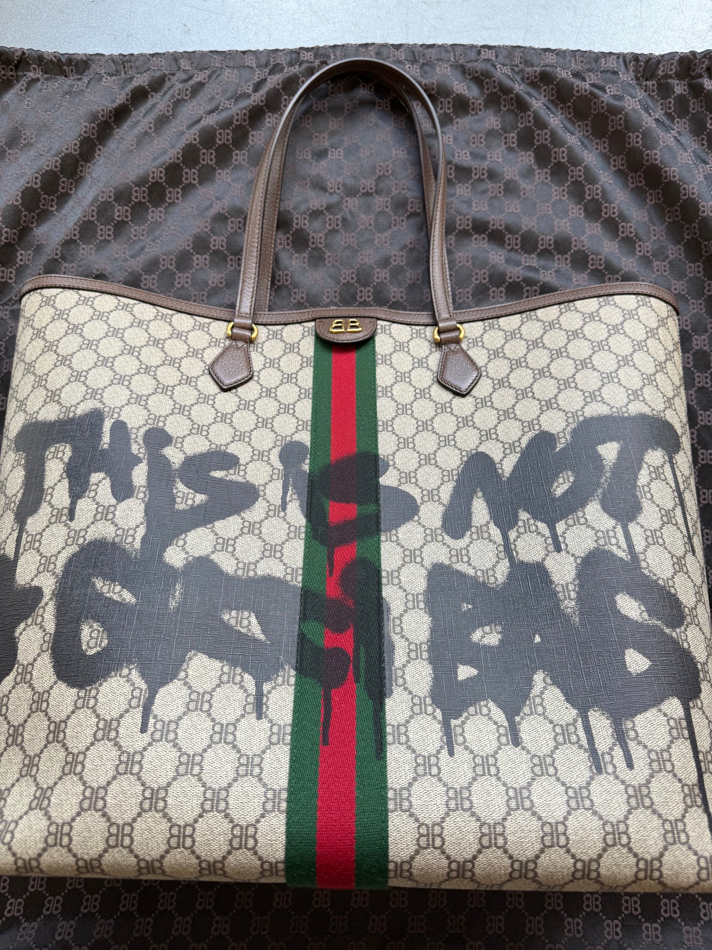 GUCCI X BALENCIAGA THE HACKER PROJECT GRAFFITI LARGE TOTE BAG (NEW WITH DUSTBAG) (TANIA)