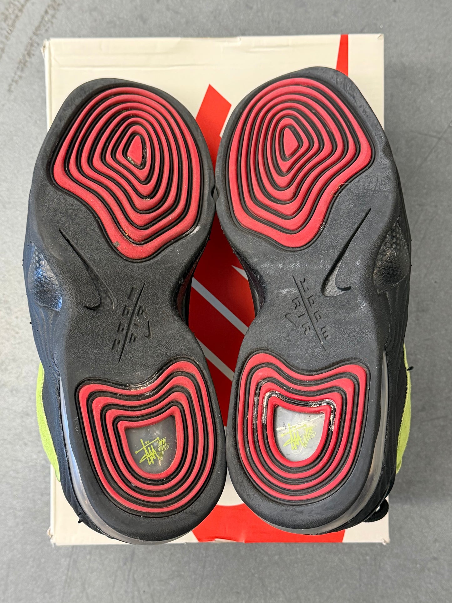 2022 NIKE AIR PENNY 2 STUSSY VIVID GREEN BLACK (W/BOX)