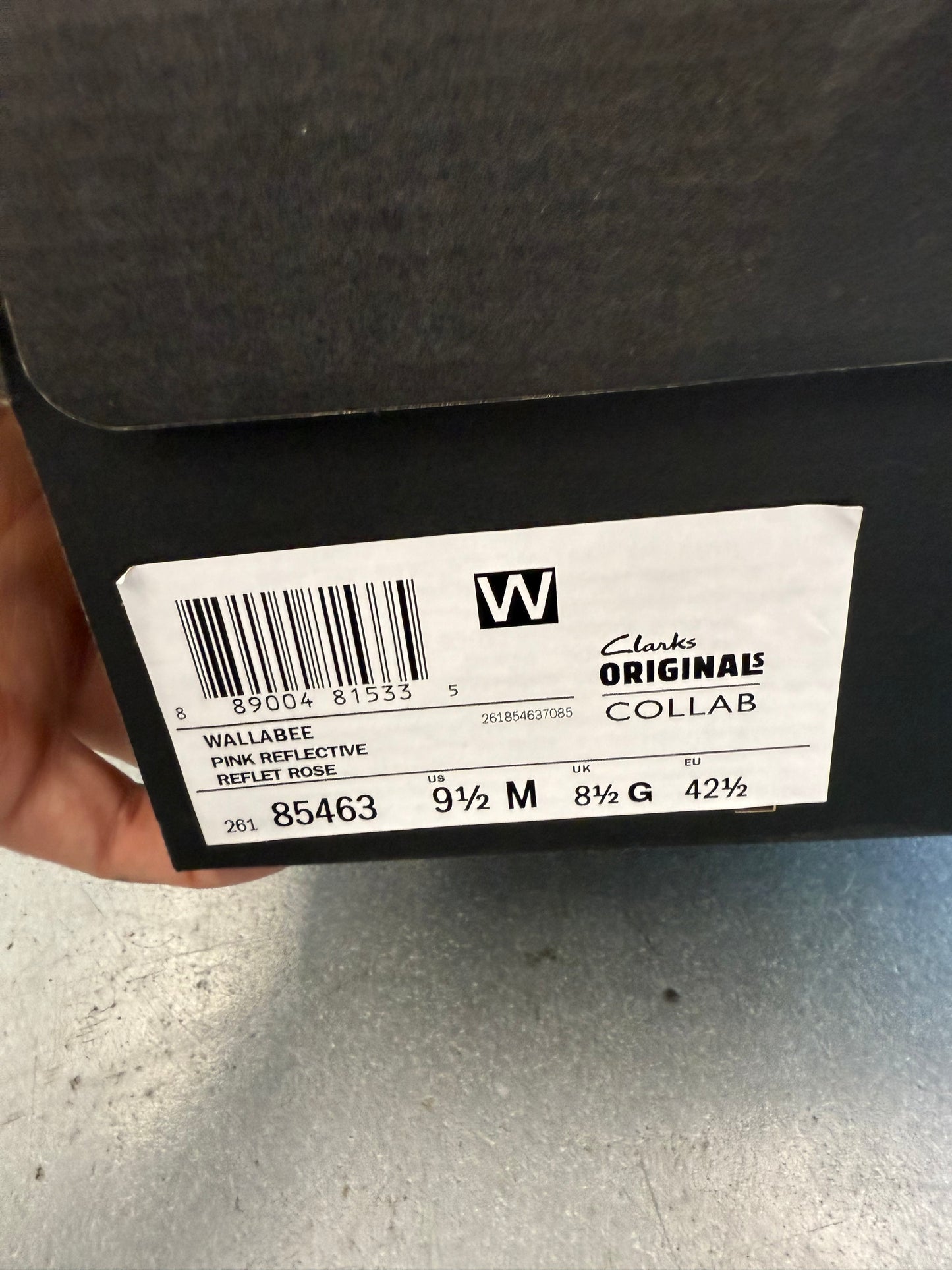 2025 SIZE 9.5 SUPREME CLARK ORIGINALS WALLABEE PINK REFLECTIVE (NEW WITH BOX)