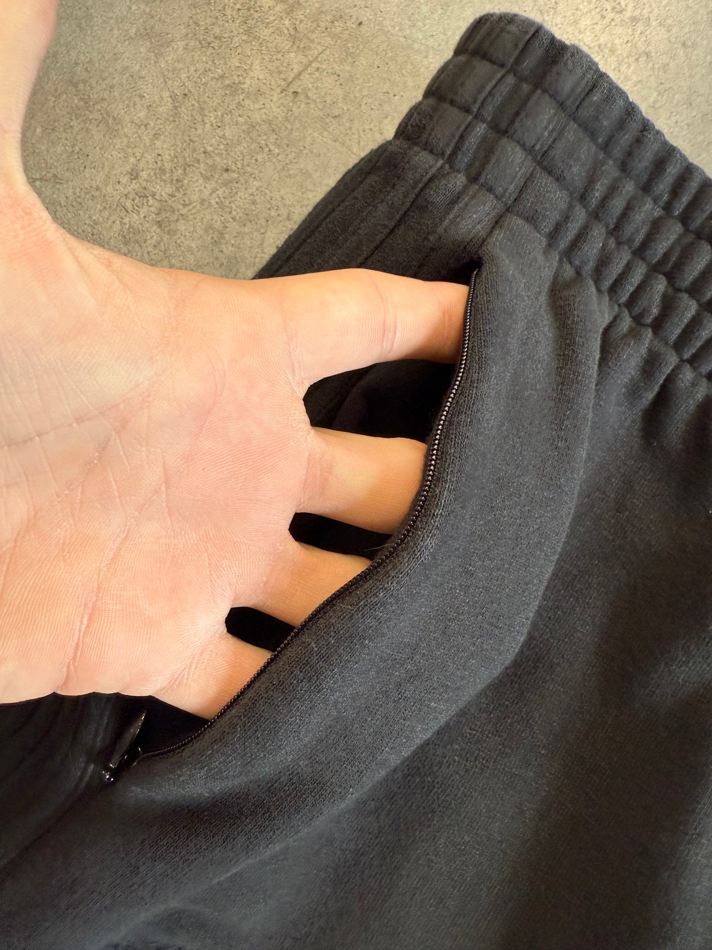 YEEZY SEASON 5 CUT CUFFS CALABASAS SWEATPANT - LUNA (L)