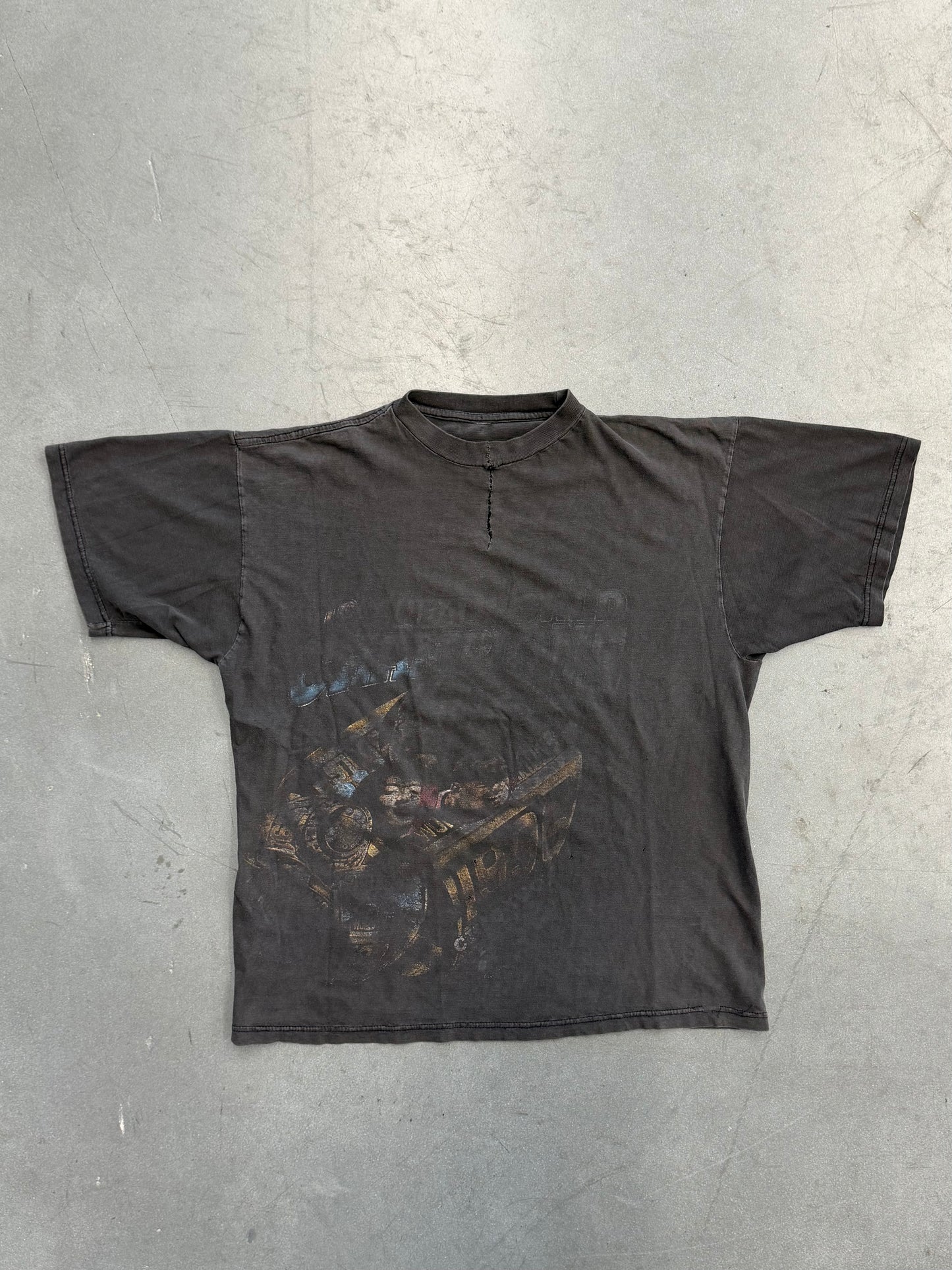 1996 CHICAGO BULLS NBA WORLD CHAMPIONS FADED OUT FRONT RAP TEE (CUT TAG)