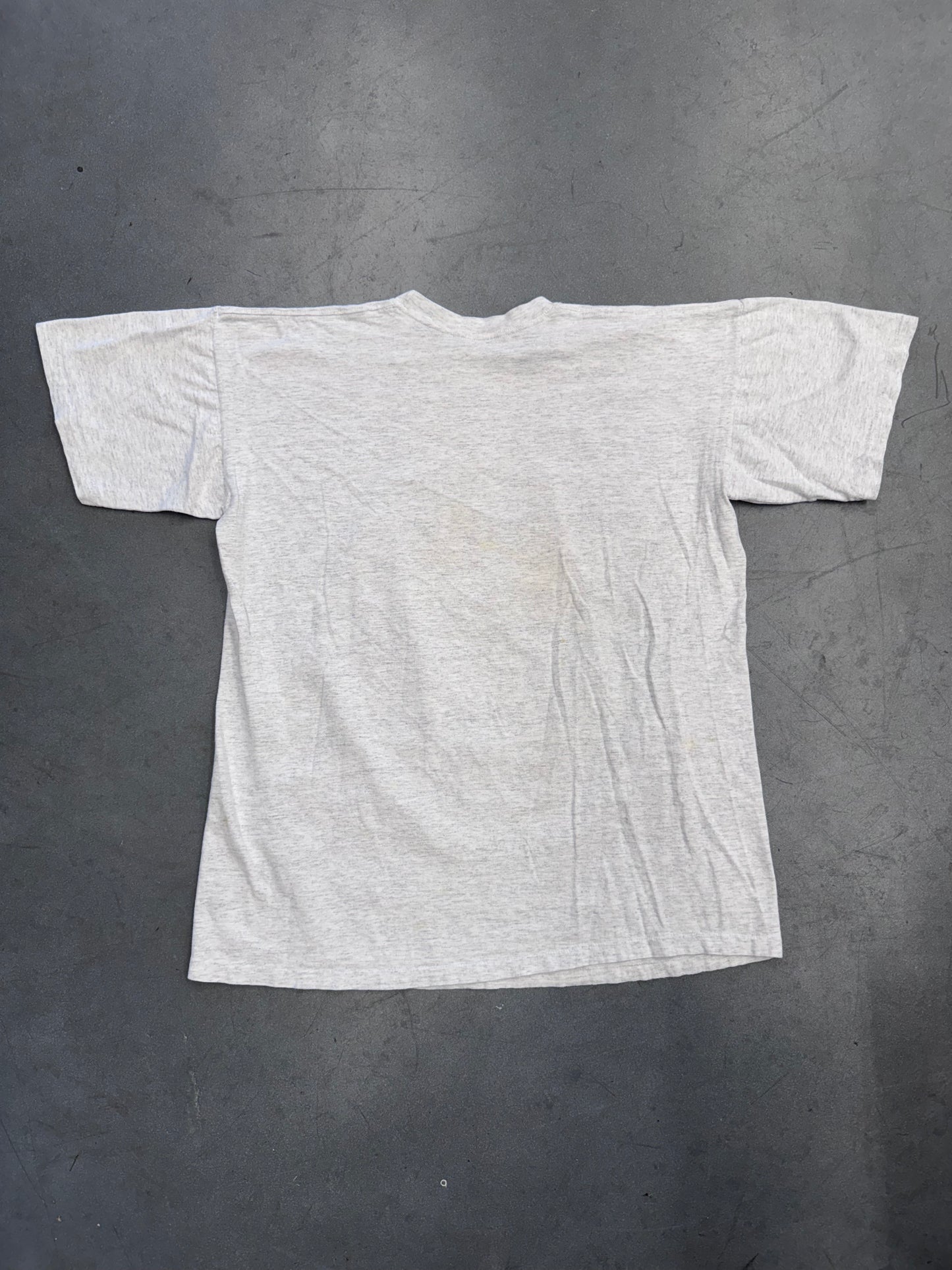 90'S UNIVERSITY OF MIAMI HURRICANES LOONEY TUNES FOOTBALL FIELD TEE (COLLEGE WARE TAG U.S.A TAG)