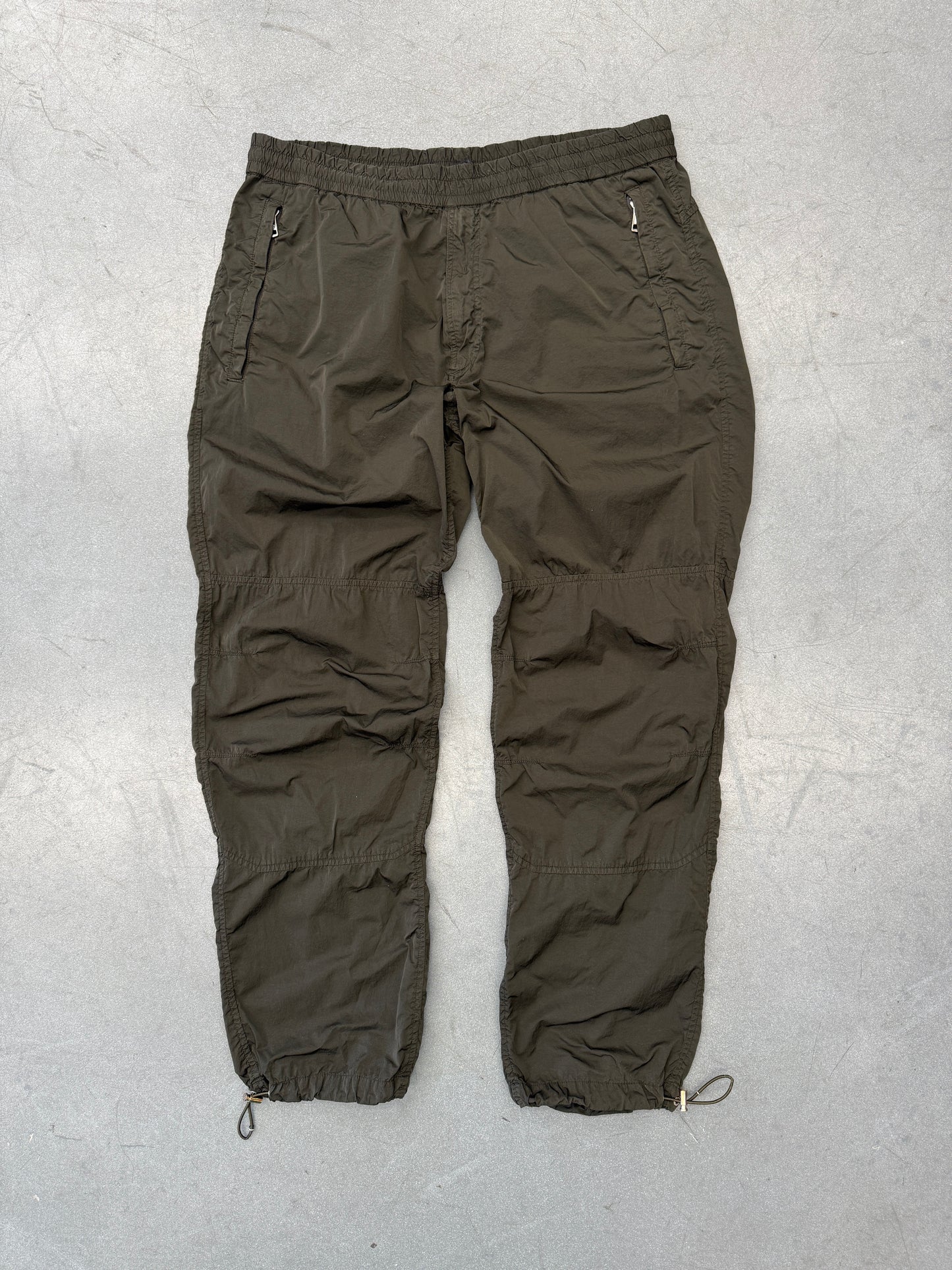 MONCLER GENIUS 2 1952 ZIPPER POCKET NYLON TRACK PANTS - DARK OLIVE