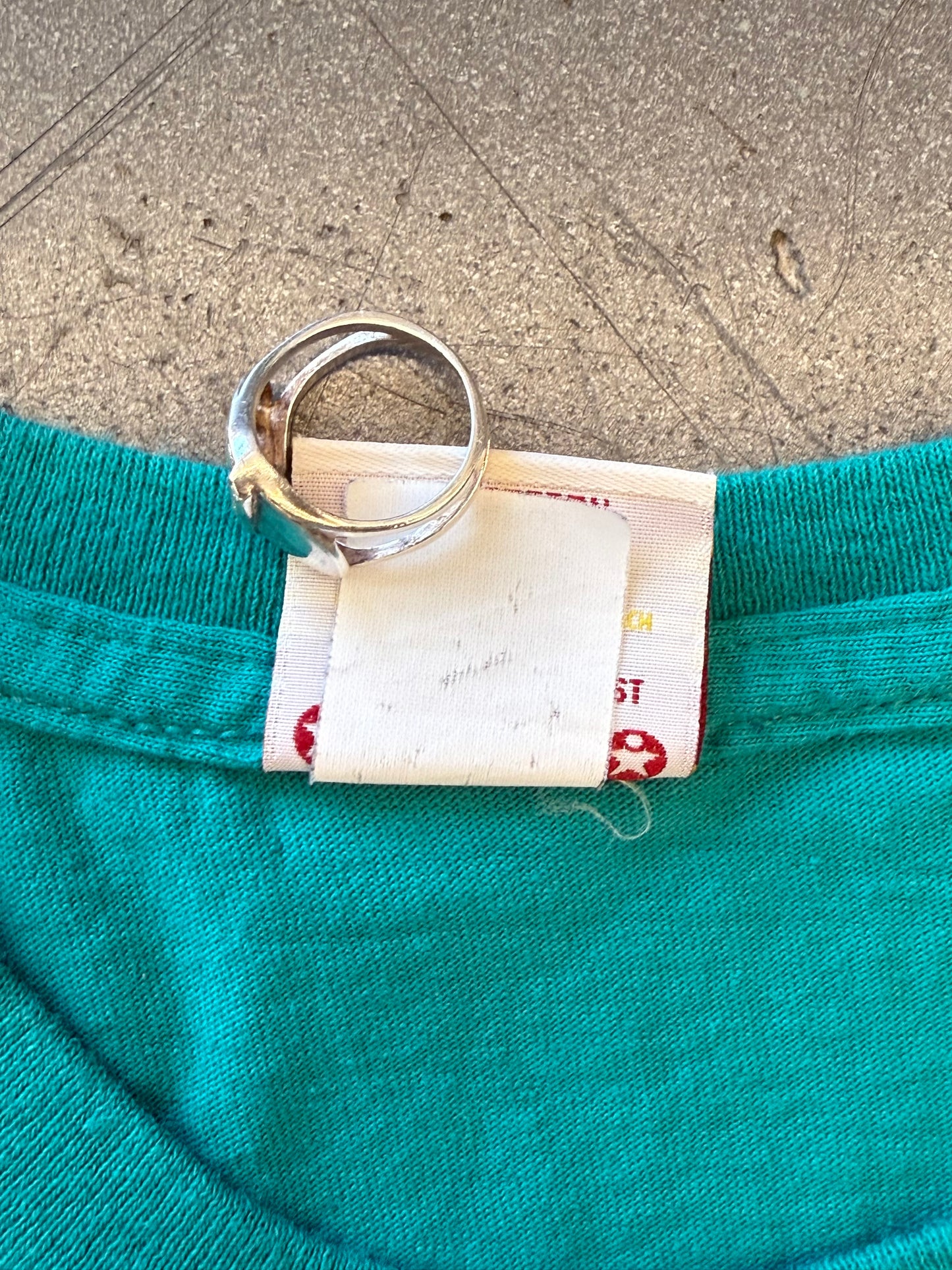 2005 KANYE WEST GRADUATION BEAR TEE (WHITE KANYE TAG)