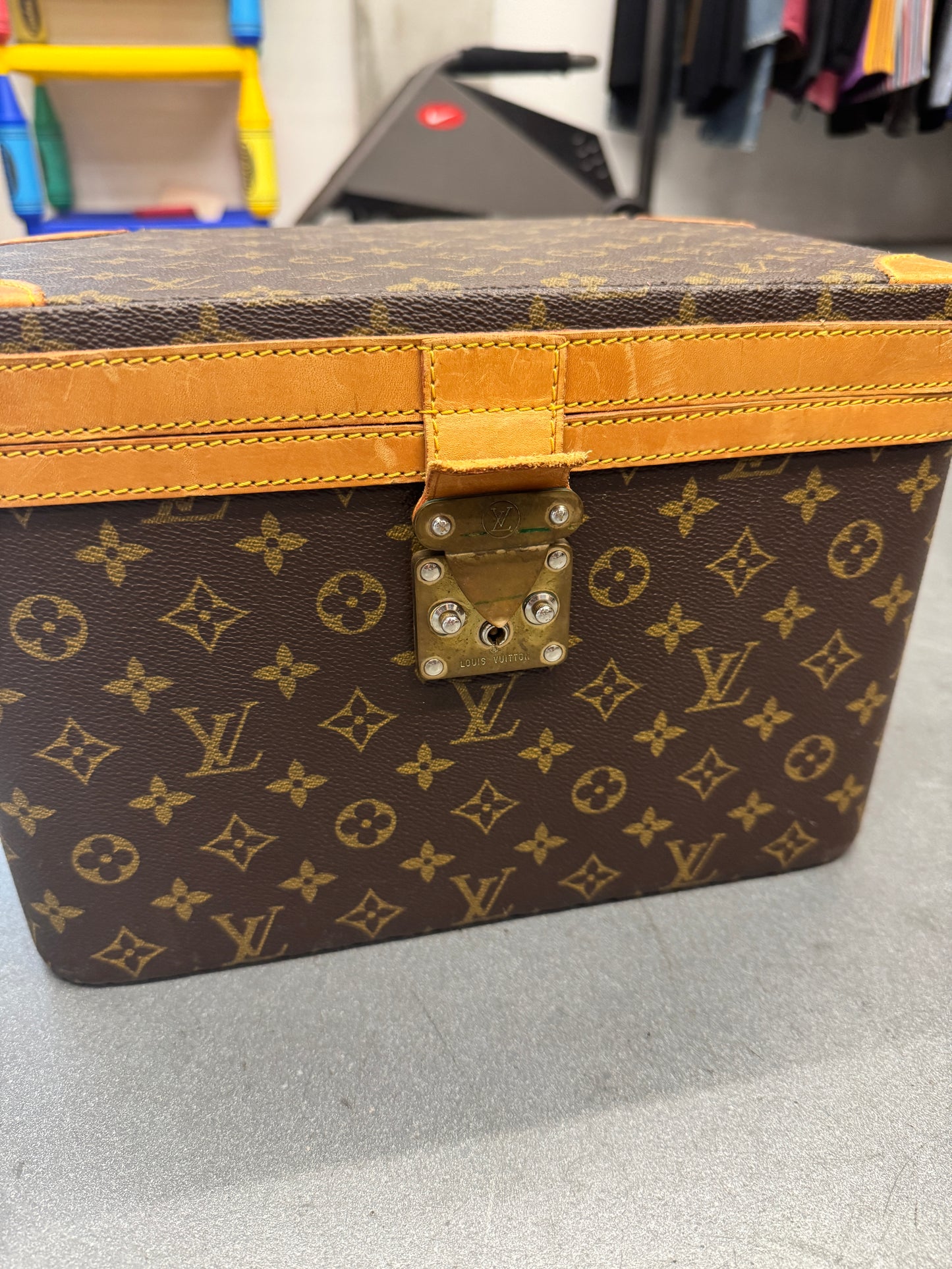 LOUIS VUITTON MONOGRAM VANITY CASE BOX
