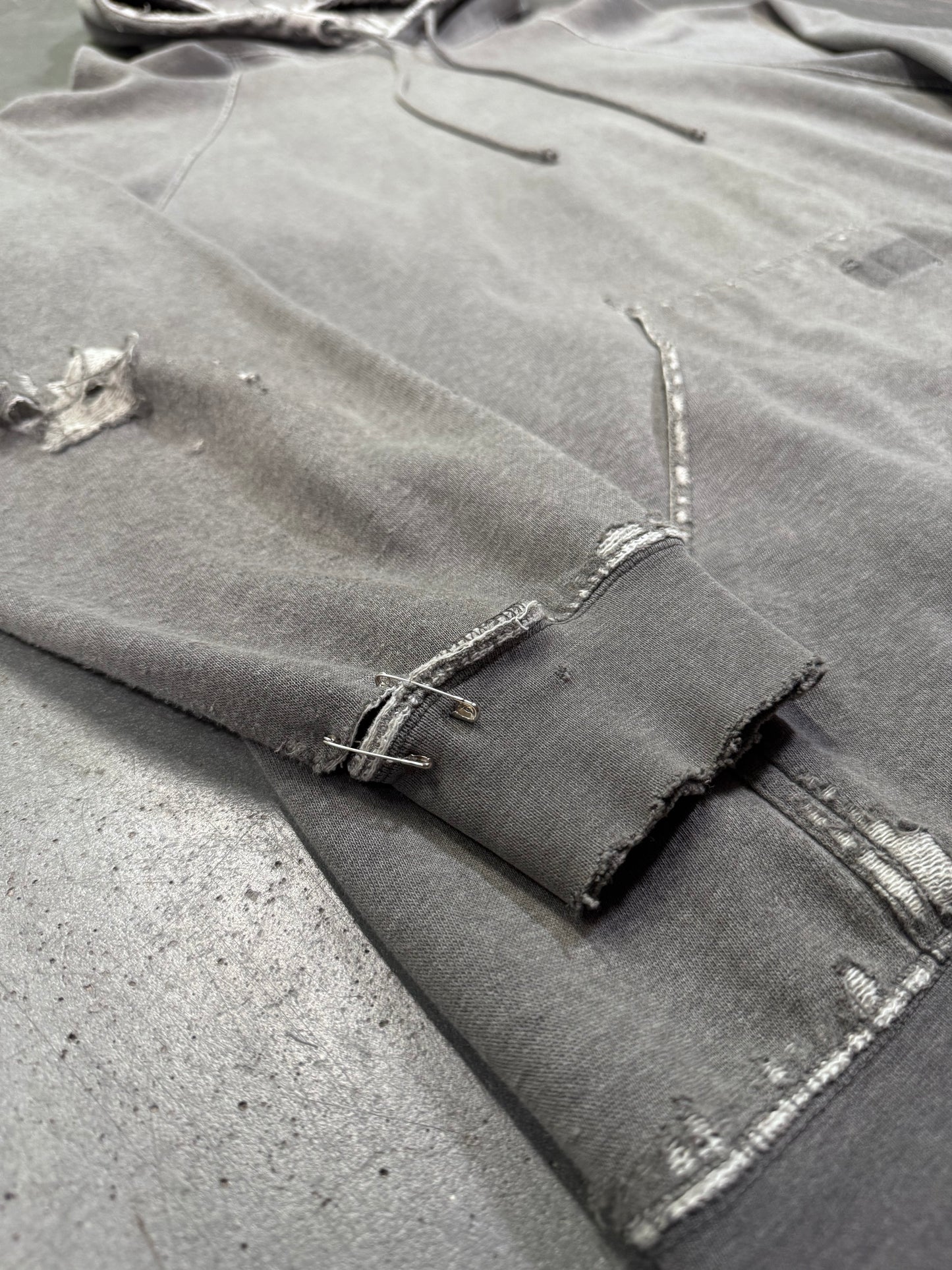 90'S DICKIES DISTRESSED PULLOVER HOODIE - FADED GREY