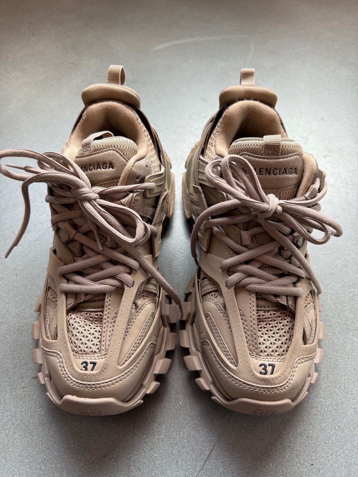 SIZE 37 BALENCIAGA WOMEN'S TRACK SNEAKER RECYCLED SOLE  "BEIGE" (PRE-OWNED NO BOX)