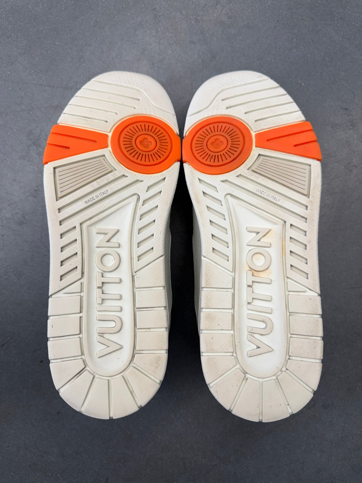 SIZE 8 LOUIS VUITTON LV TRAINER ORANGE/WHITE