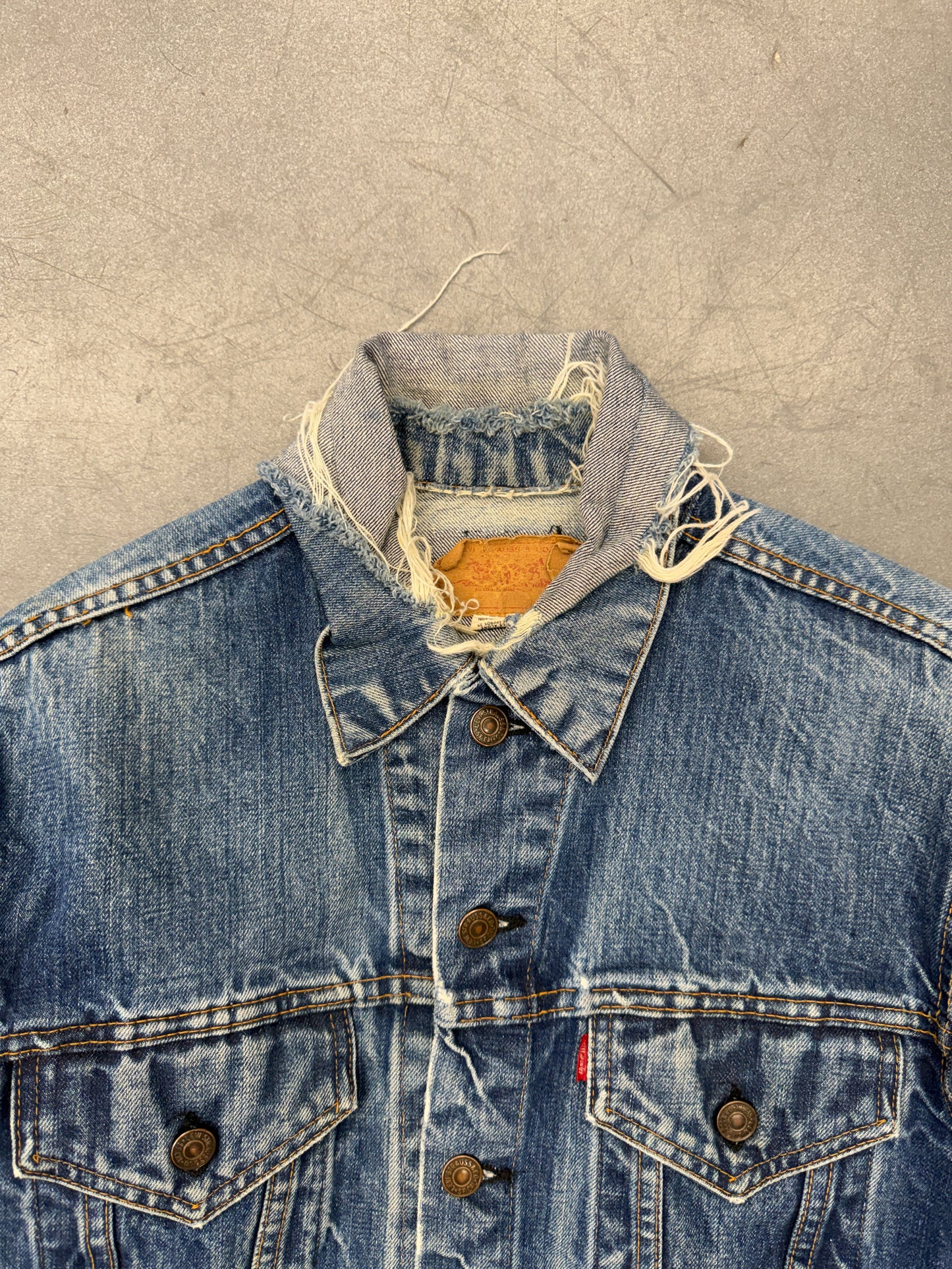 70'S LEVI STRAUSS & CO DISTRESSED COLLAR AND SLEEVES RED TAB DENIM JACKET (WITH TAG)